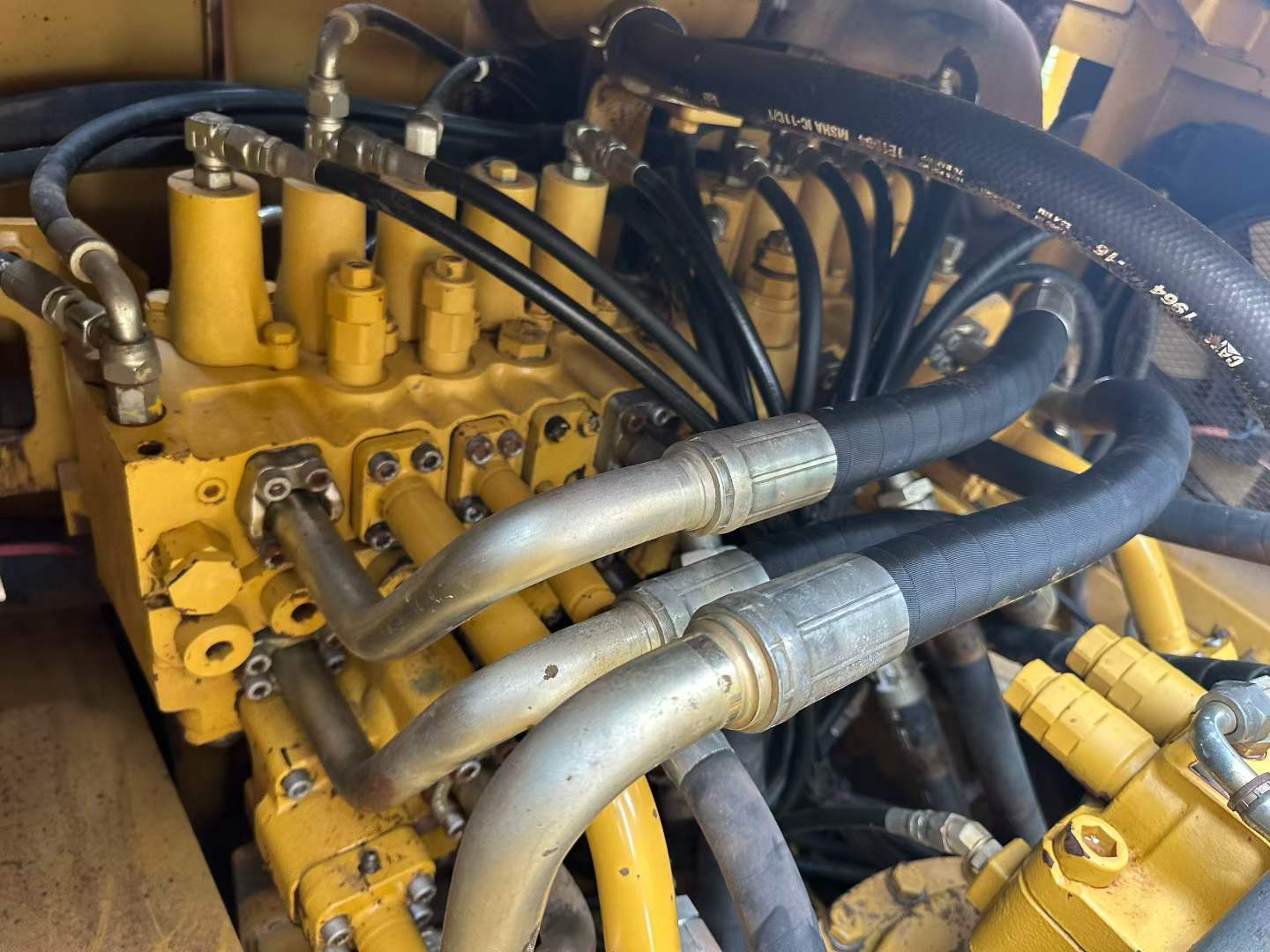 Used Caterpillar 326DL Excavator 2014 Model / 4