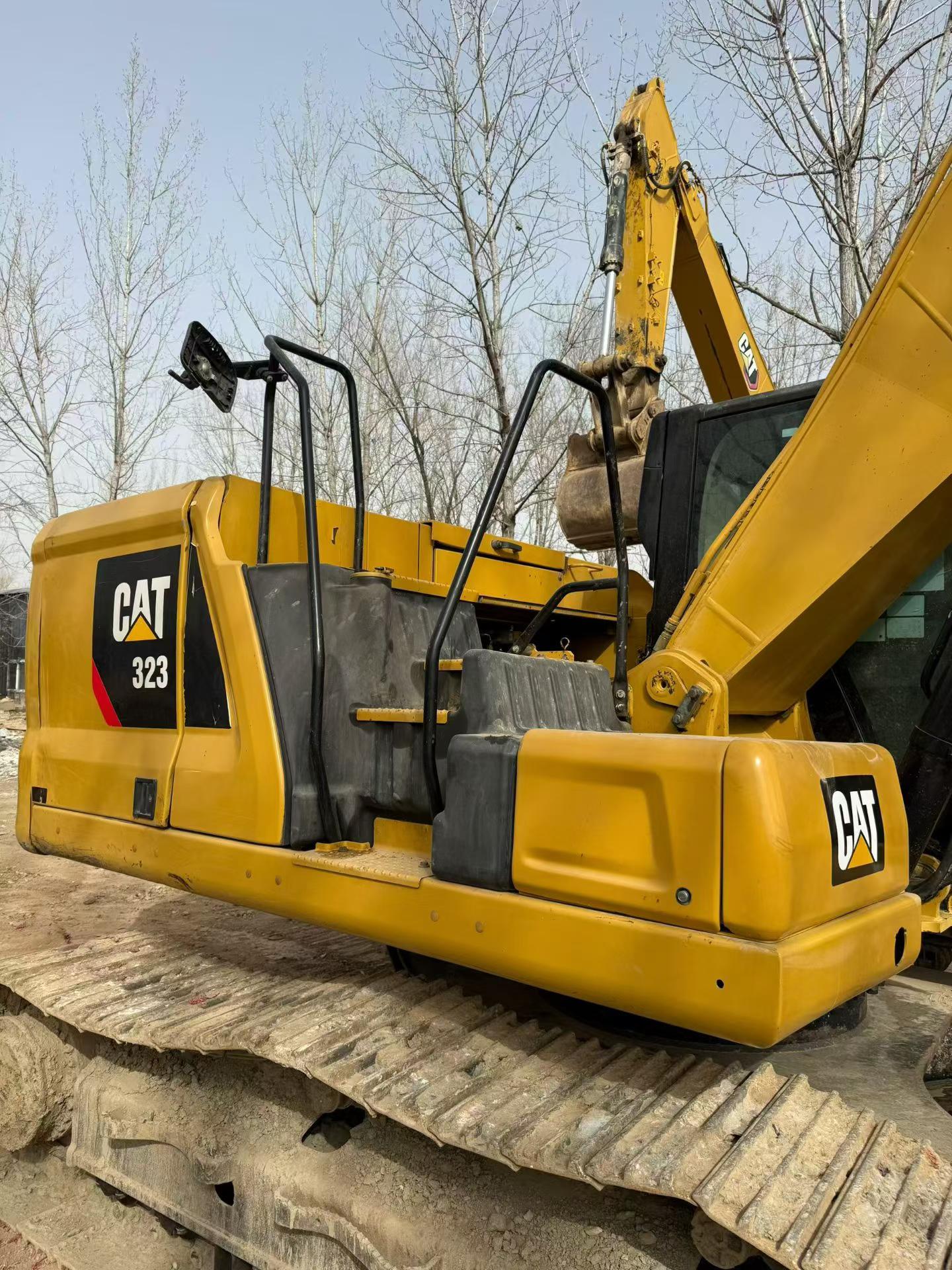 Used Caterpillar 323 Excavator 2018 Model / 2