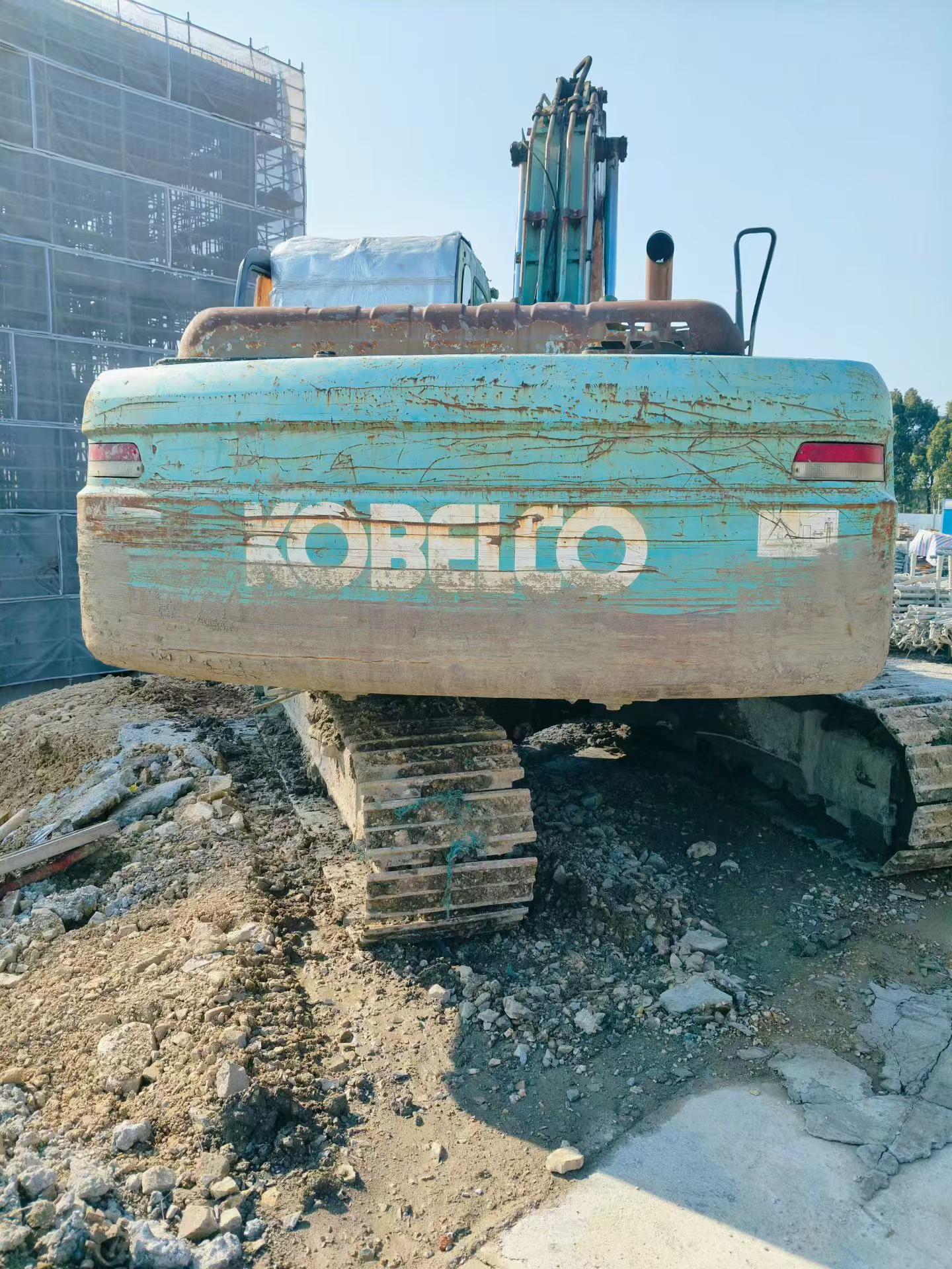 Used Kobelco SK200 Excavator 2012 Model / 6