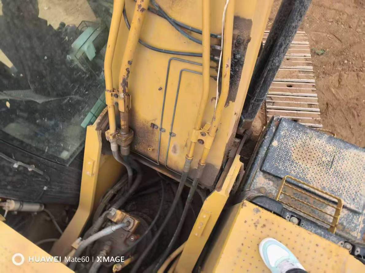 Used Caterpillar 330L Excavator 2018 Model / 9