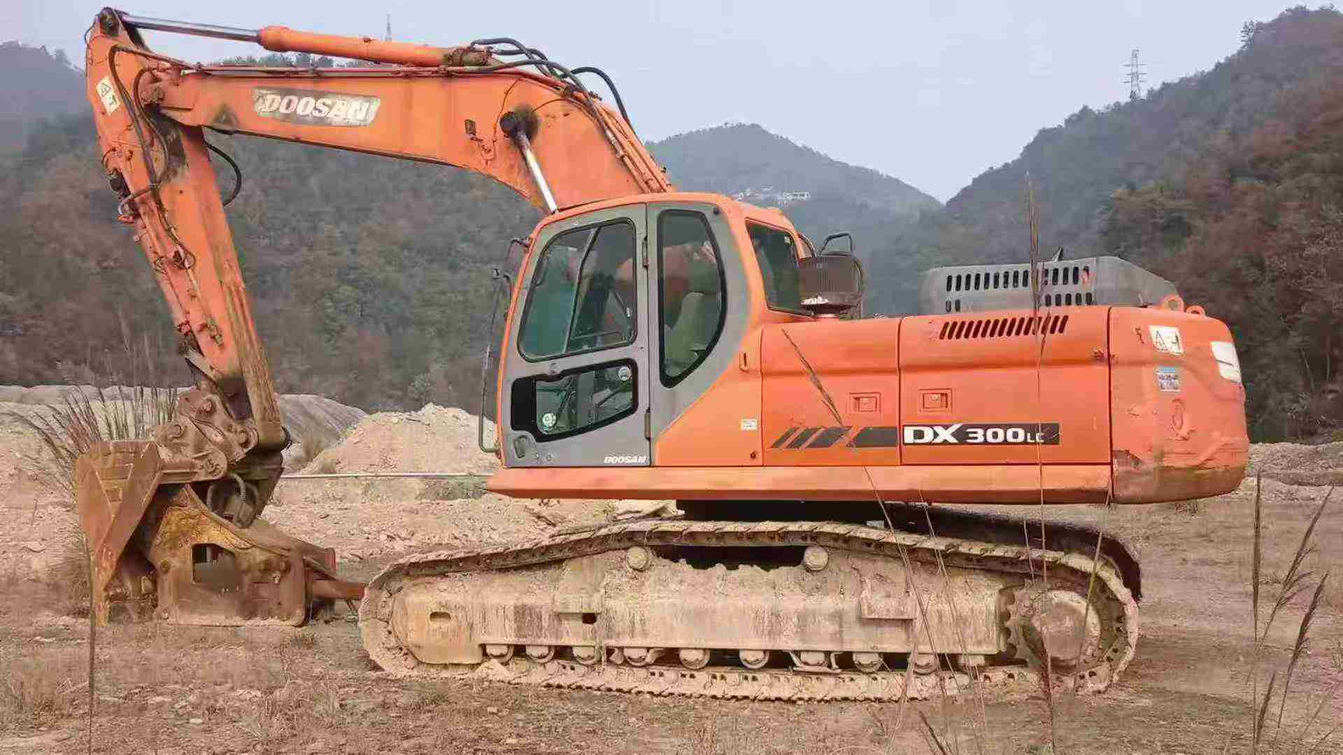Used Doosan DX60 Excavator 2012 Model / 9