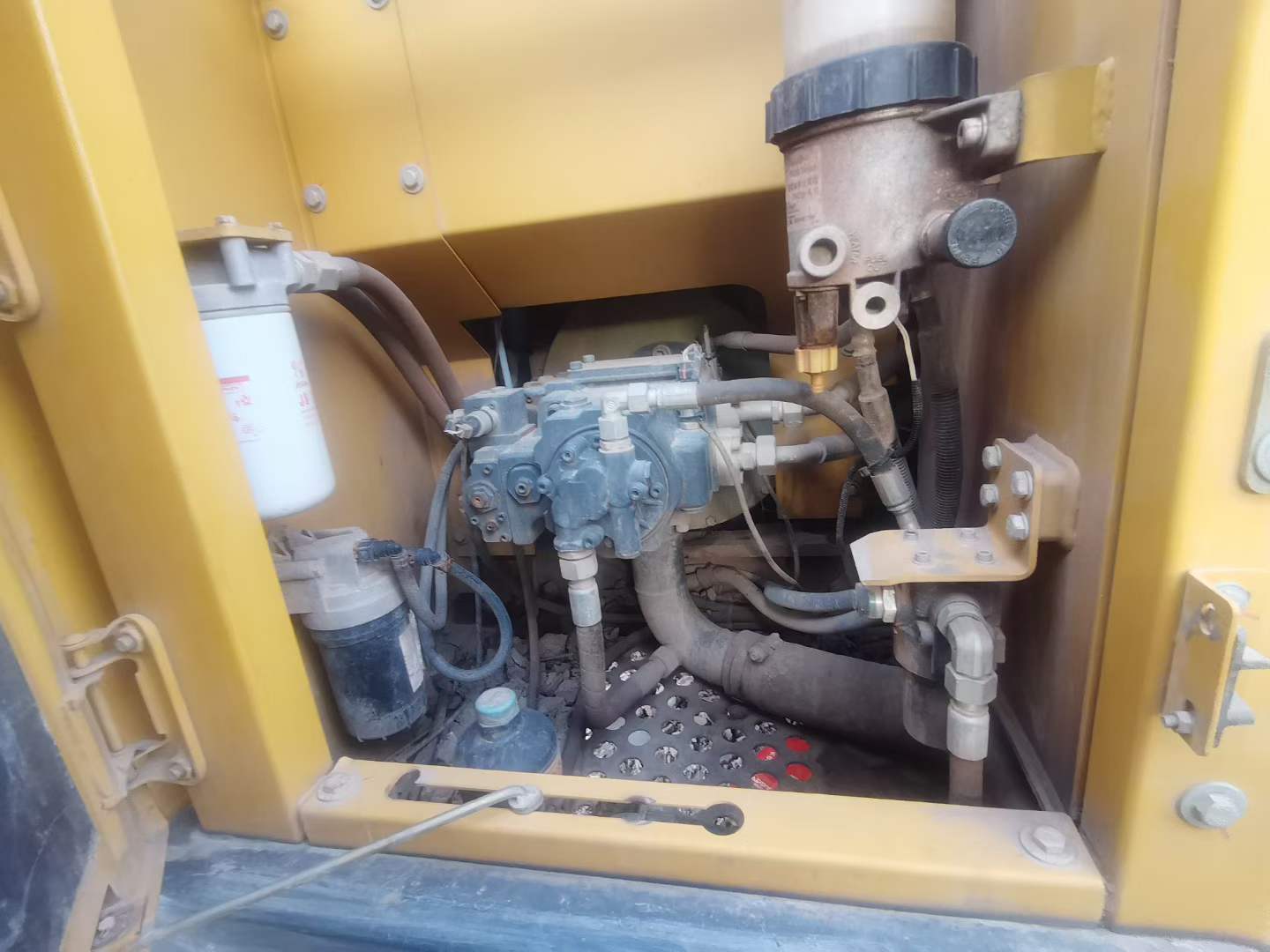 Used XCMG XE135GA Excavator 2021 Model / 3