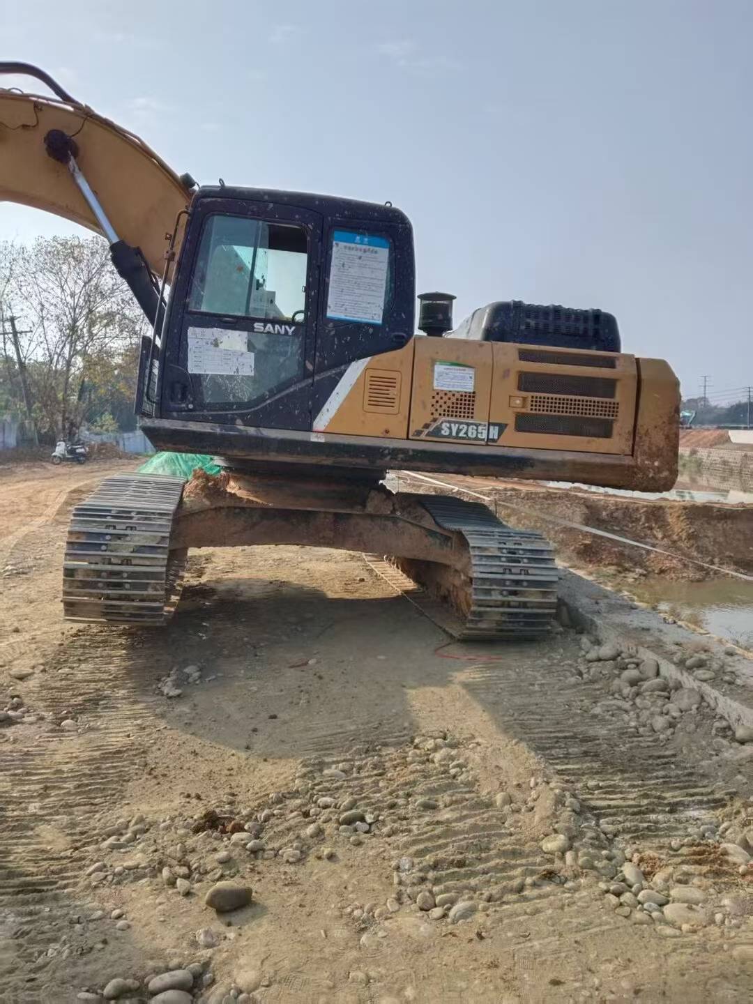Buy Sany SY245H Used Excavator