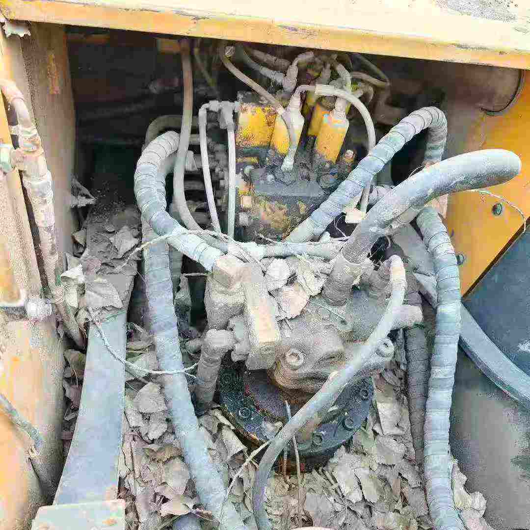 Used Hyundai R225-7 Excavator 2009 Model / 8