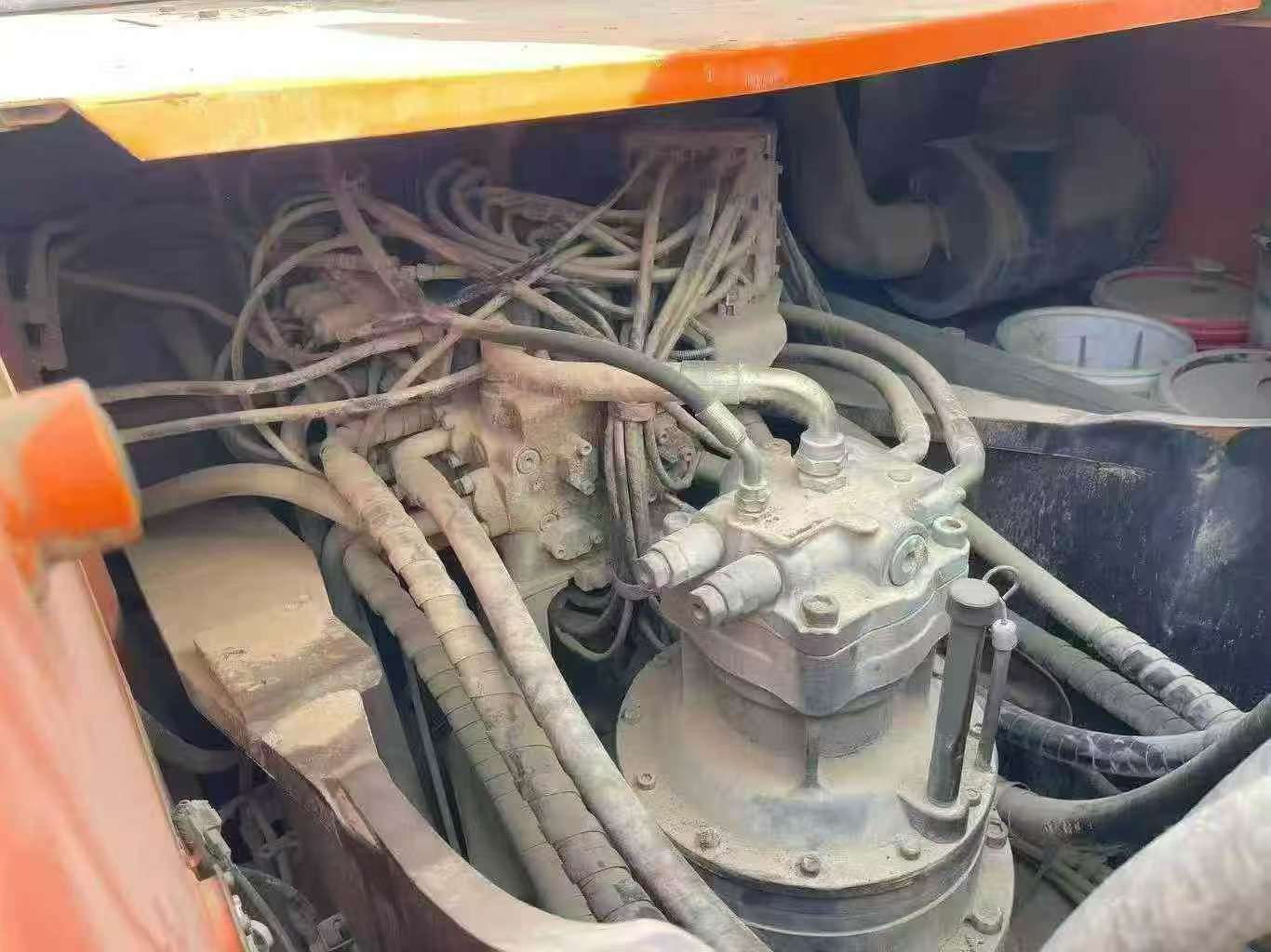 Used Hitachi ZX60-5G Excavator 2014 Model / 9