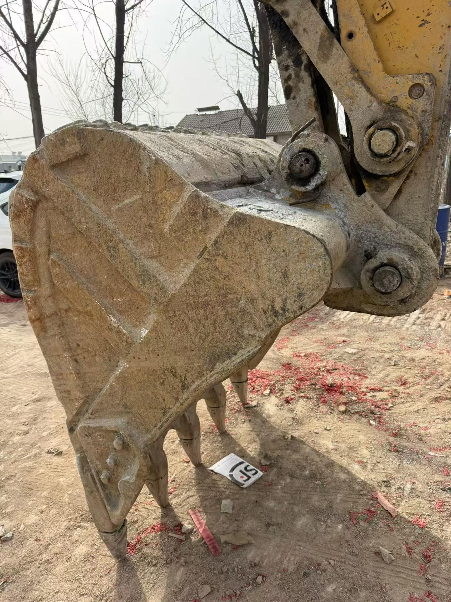 Used Caterpillar 323 Excavator 2018 Model / 8