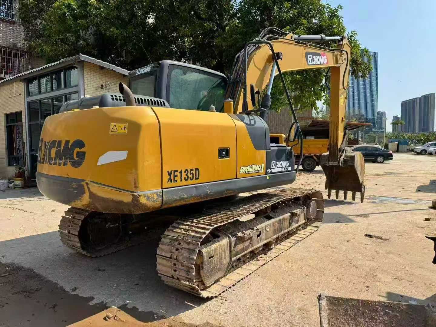 Buy XCMG XE135GA Used Excavator