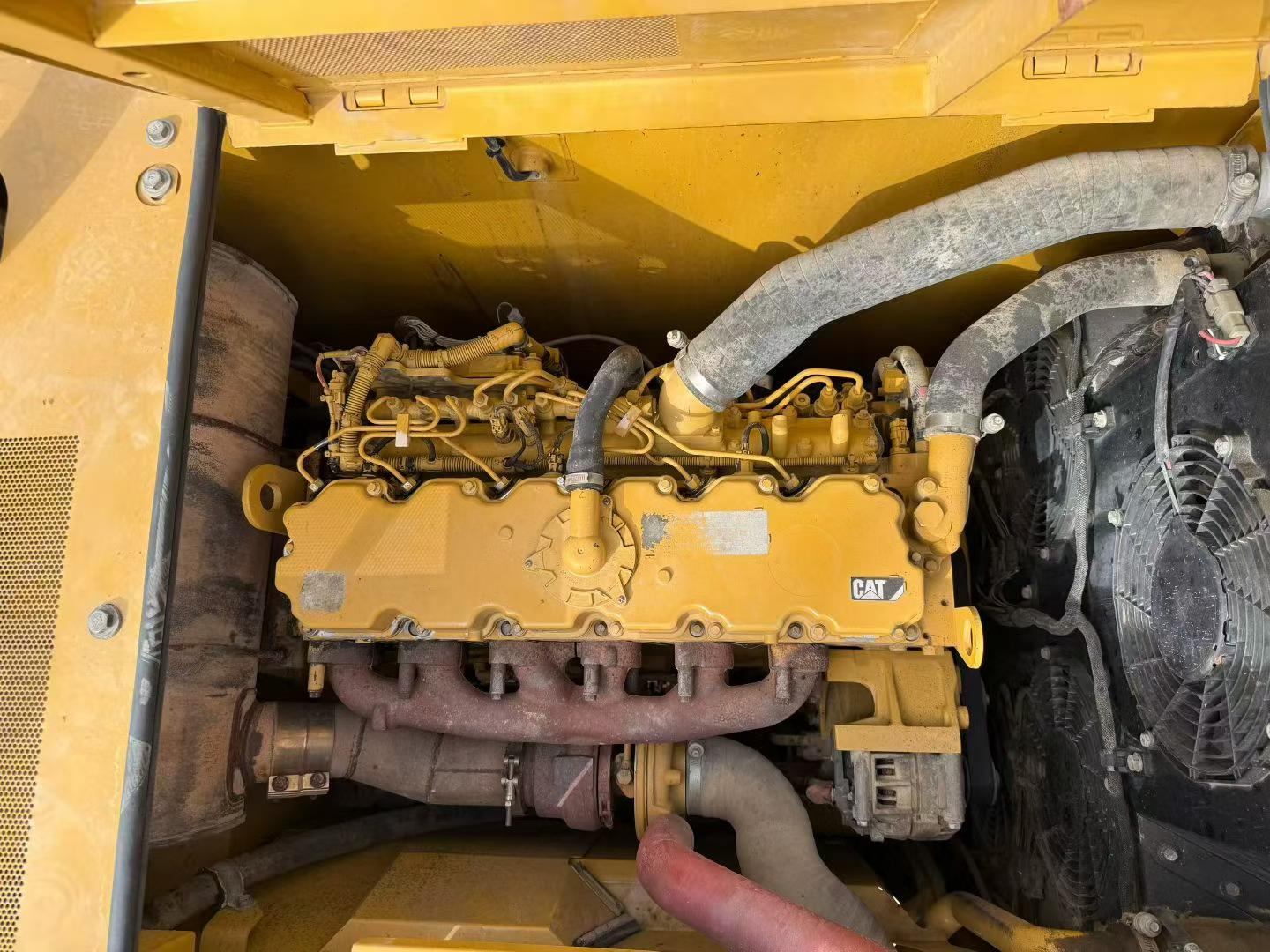 Used Caterpillar 323 Excavator 2018 Model / 6