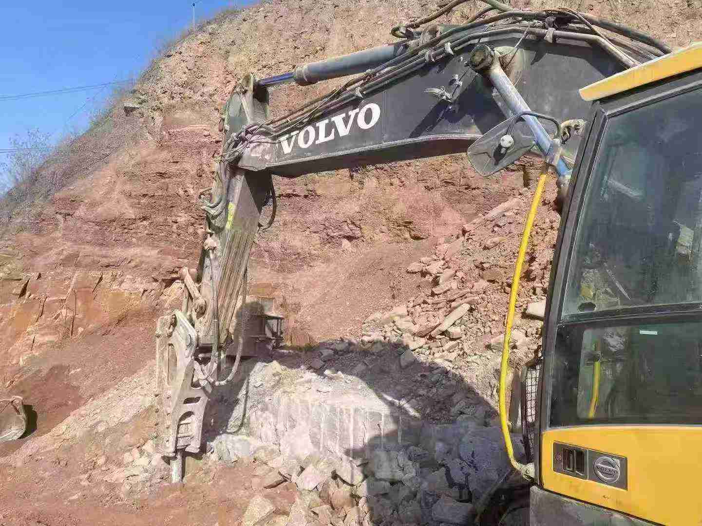 Buy Volvo ECR38 Used Excavator