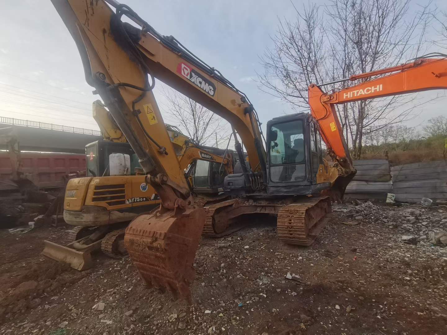 Buy XCMG XE135GA Used Excavator
