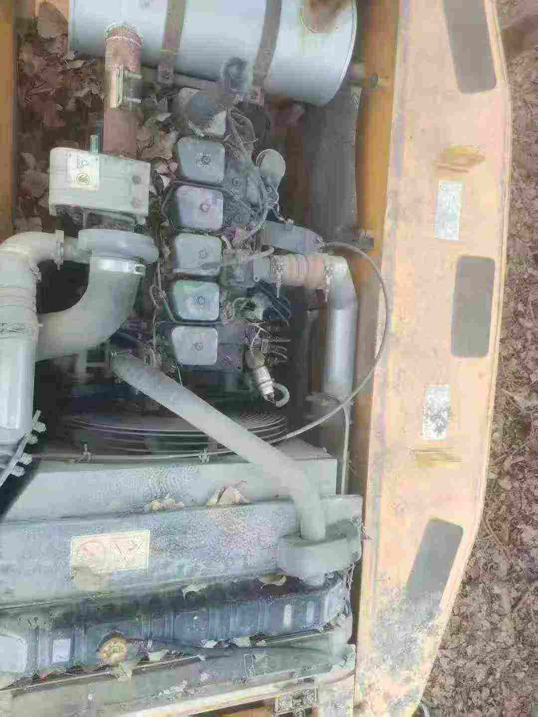 Used Hyundai R225-7 Excavator 2009 Model / 6