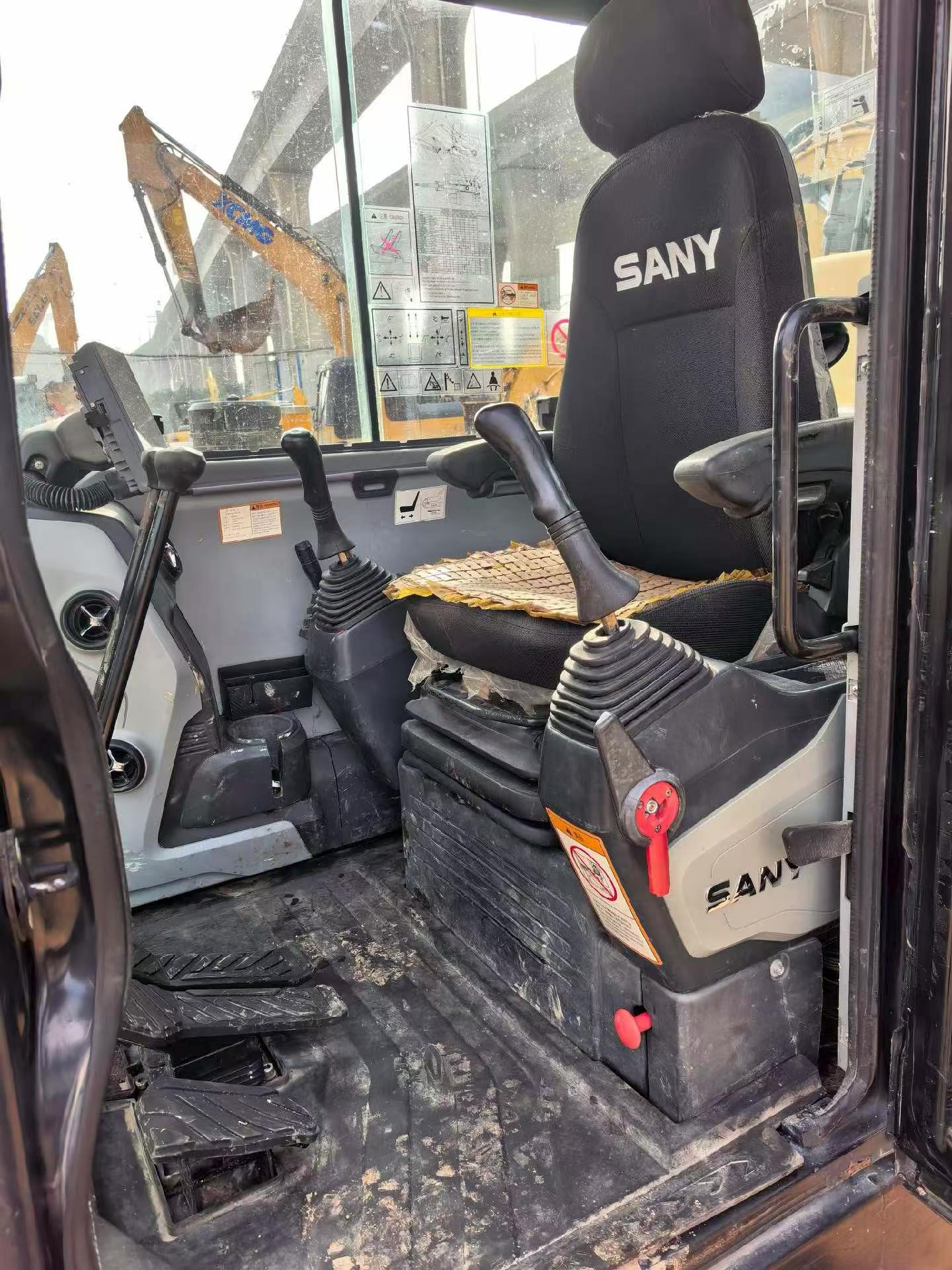 Used Sany SY55 Excavator 2021 Model / 3