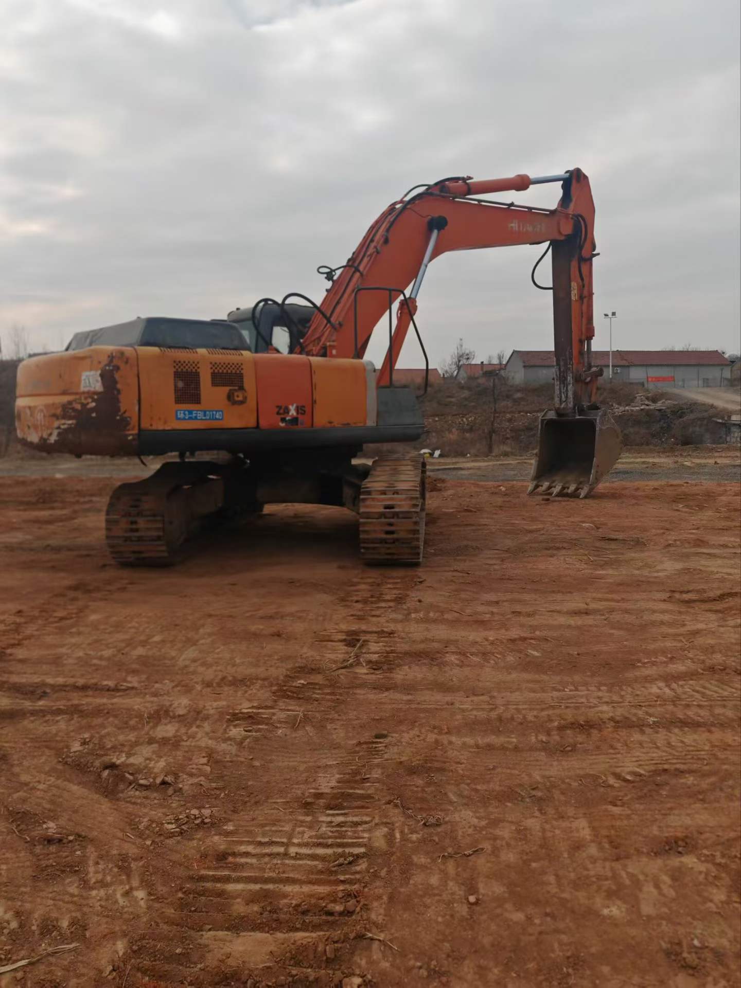 Used Hitachi ZW330 Excavator 2011 Model / 9