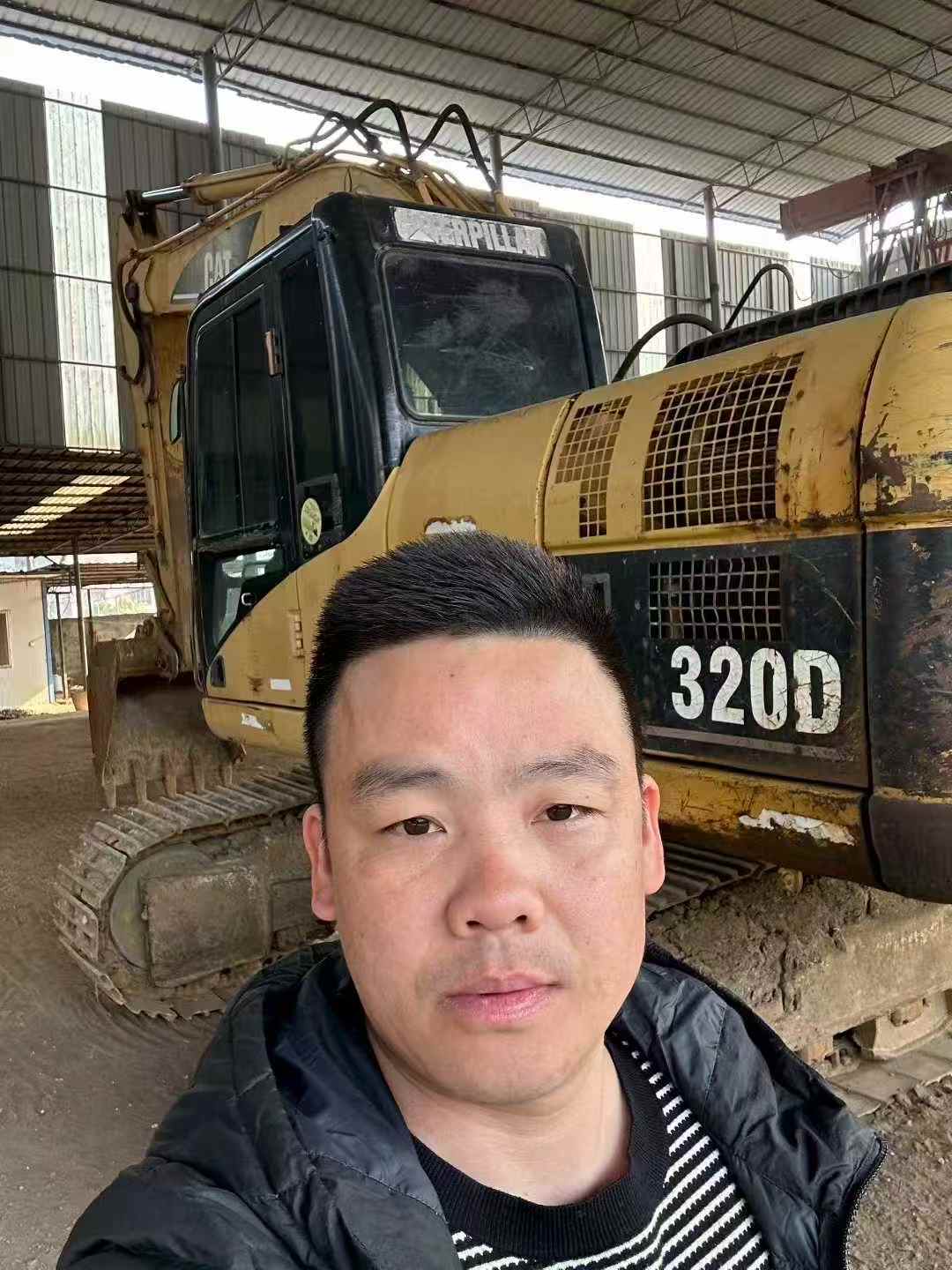 Buy Caterpillar 320D Used Excavator