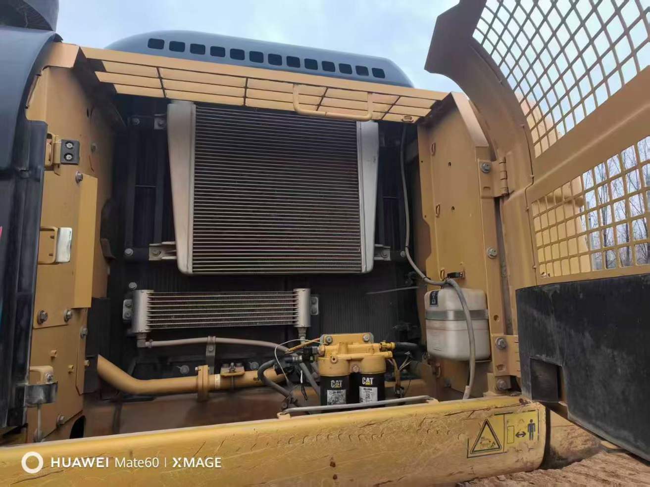 Used Caterpillar 330L Excavator 2018 Model / 6