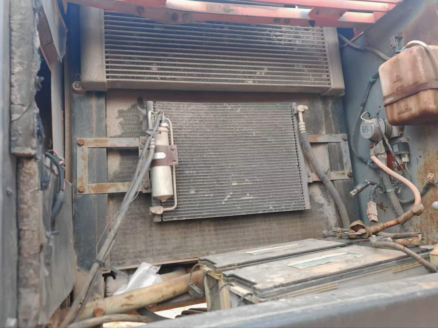 Used Hitachi ZW330 Excavator 2011 Model / 3