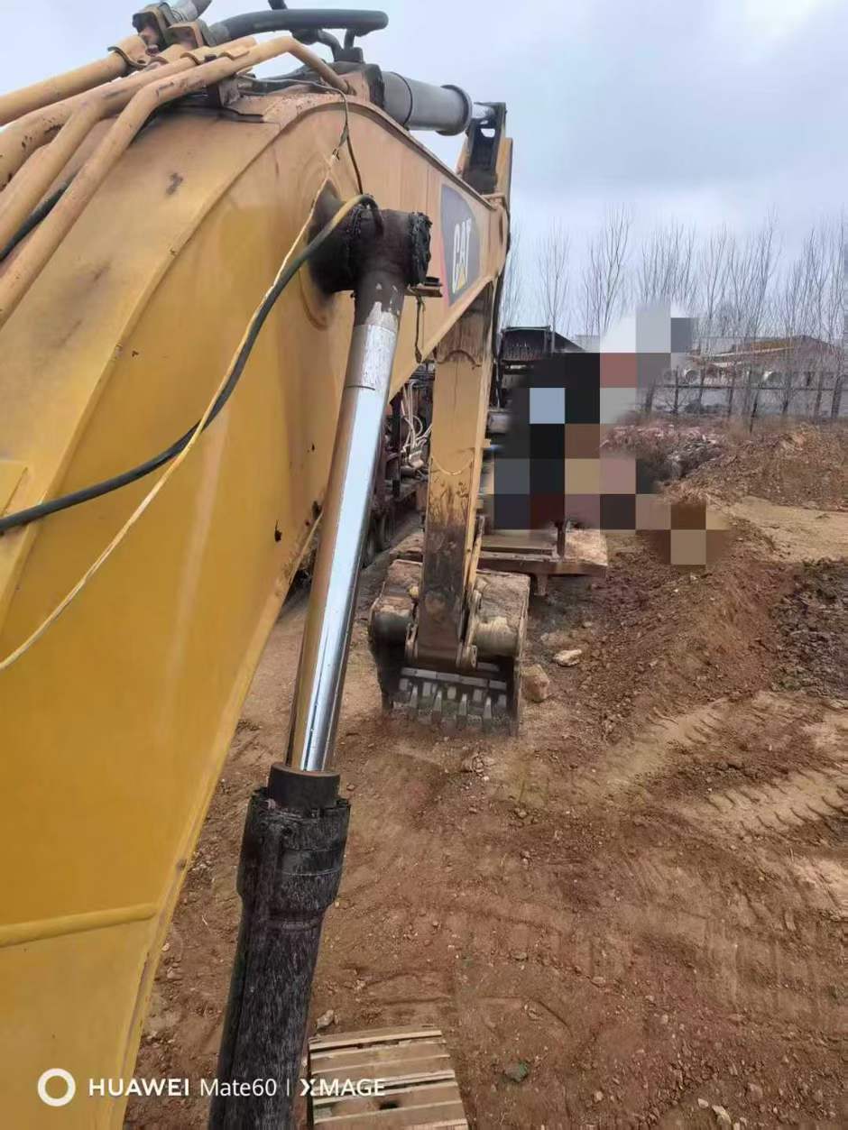 Buy Caterpillar 330L Used Excavator