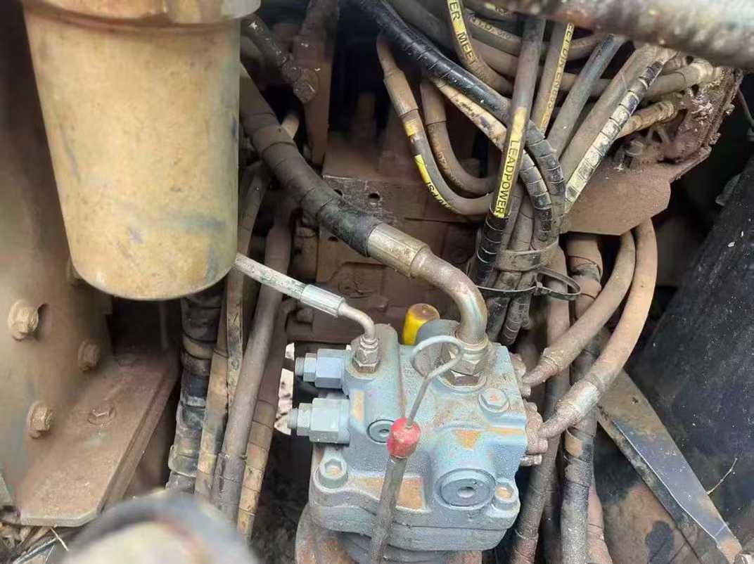 Used Hitachi ZX15 Excavator 2018 Model / 4