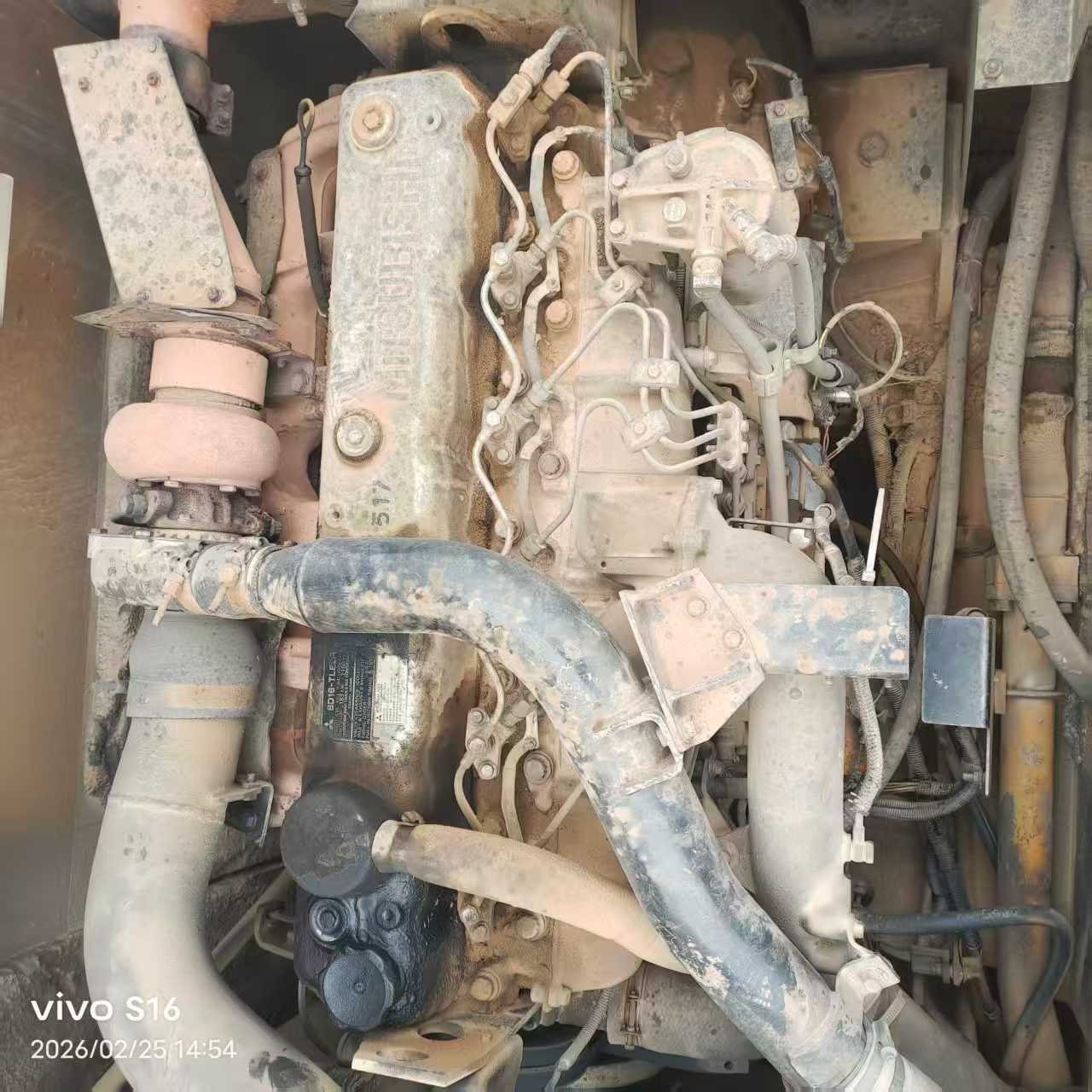 Used Kato HD1430R Excavator 2016 Model / 9