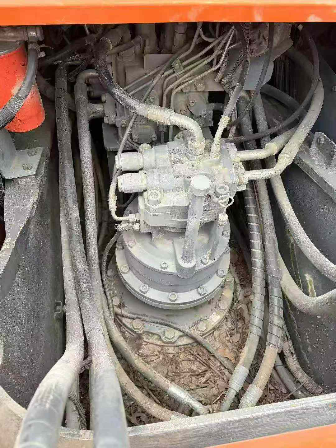 Used Hitachi ZX200-3G Excavator 2015 Model / 4