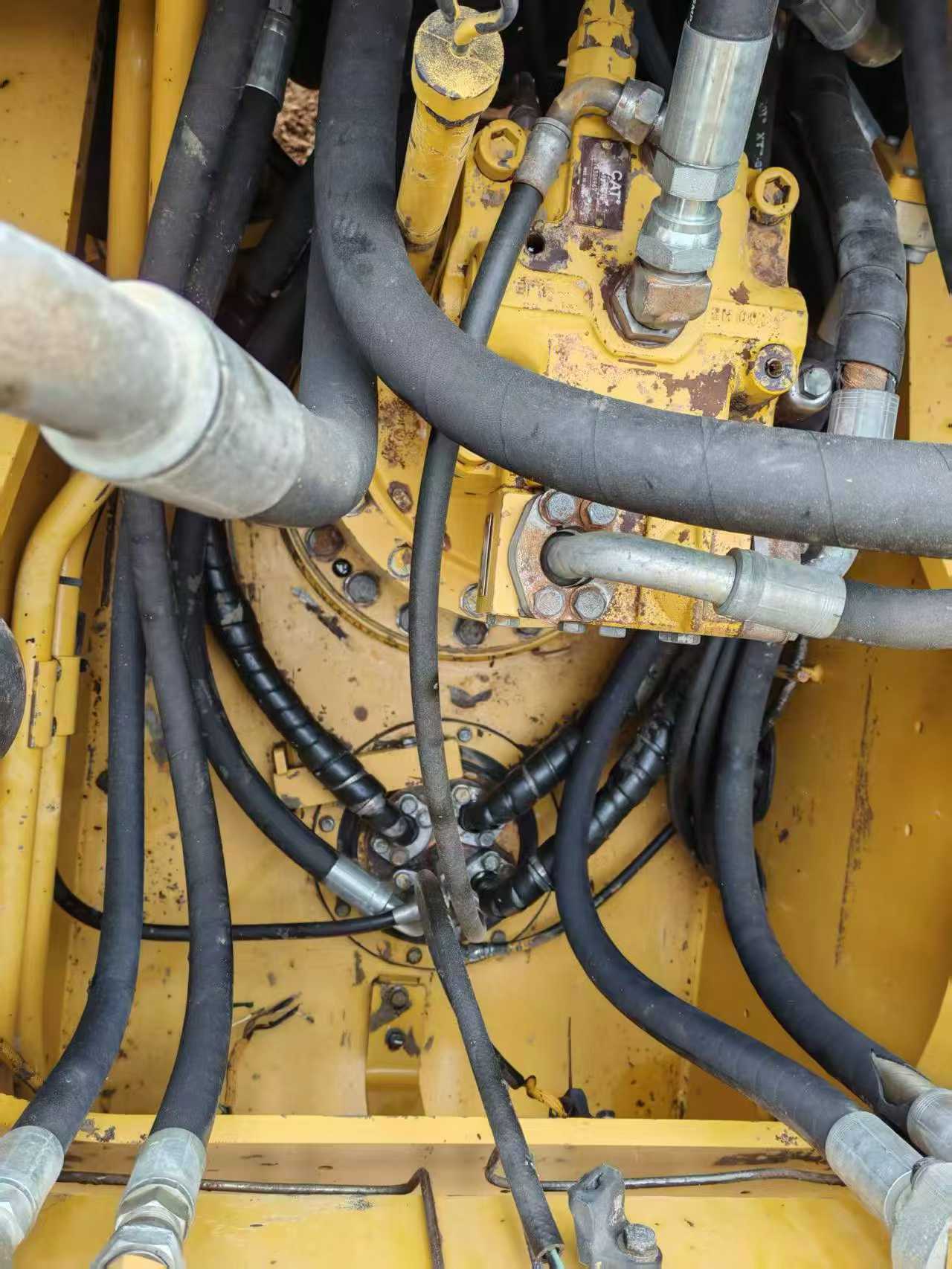 Used Caterpillar 326DL Excavator 2014 Model / 7