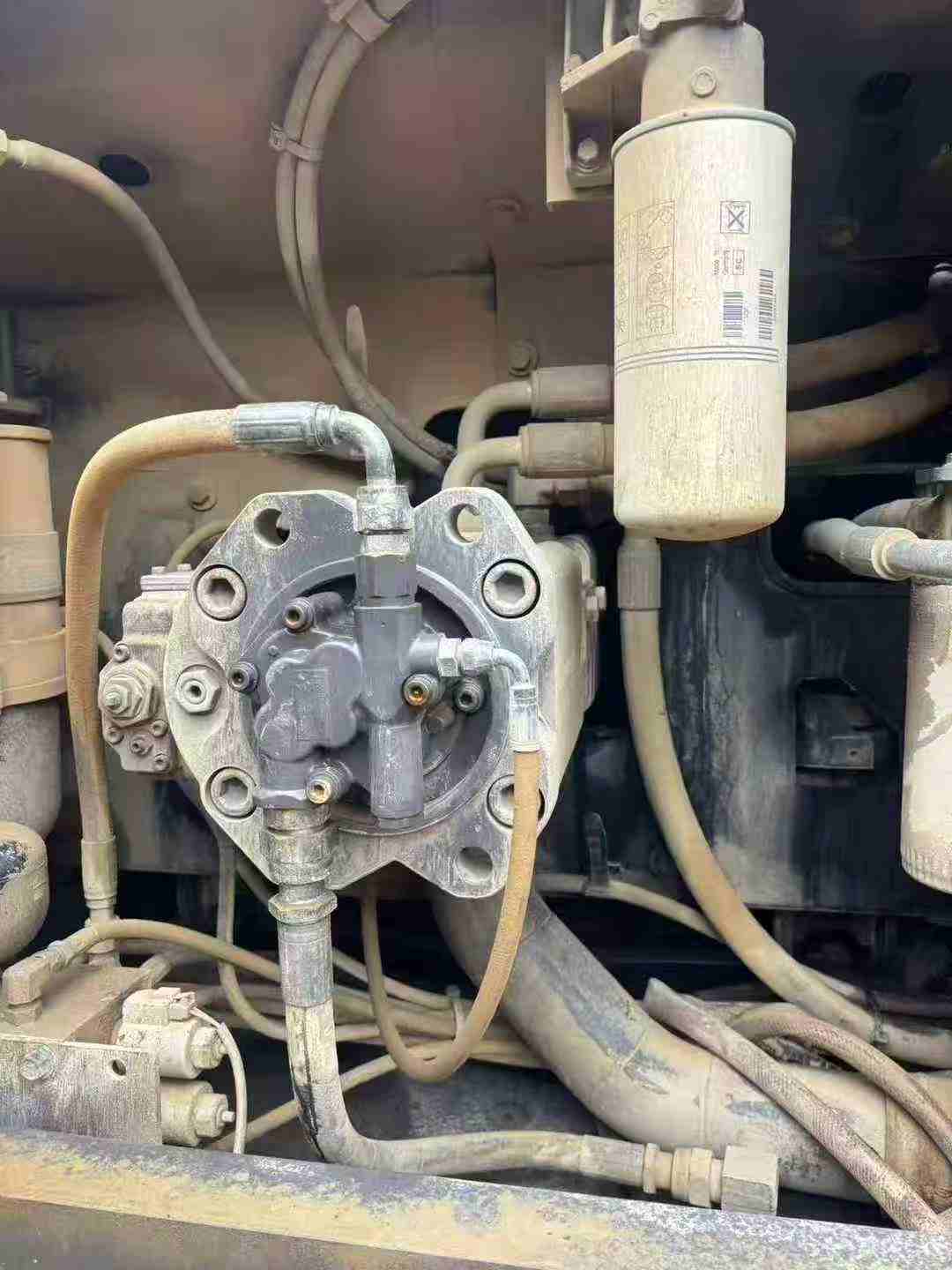 Used Volvo EC200D Excavator 2019 Model / 3