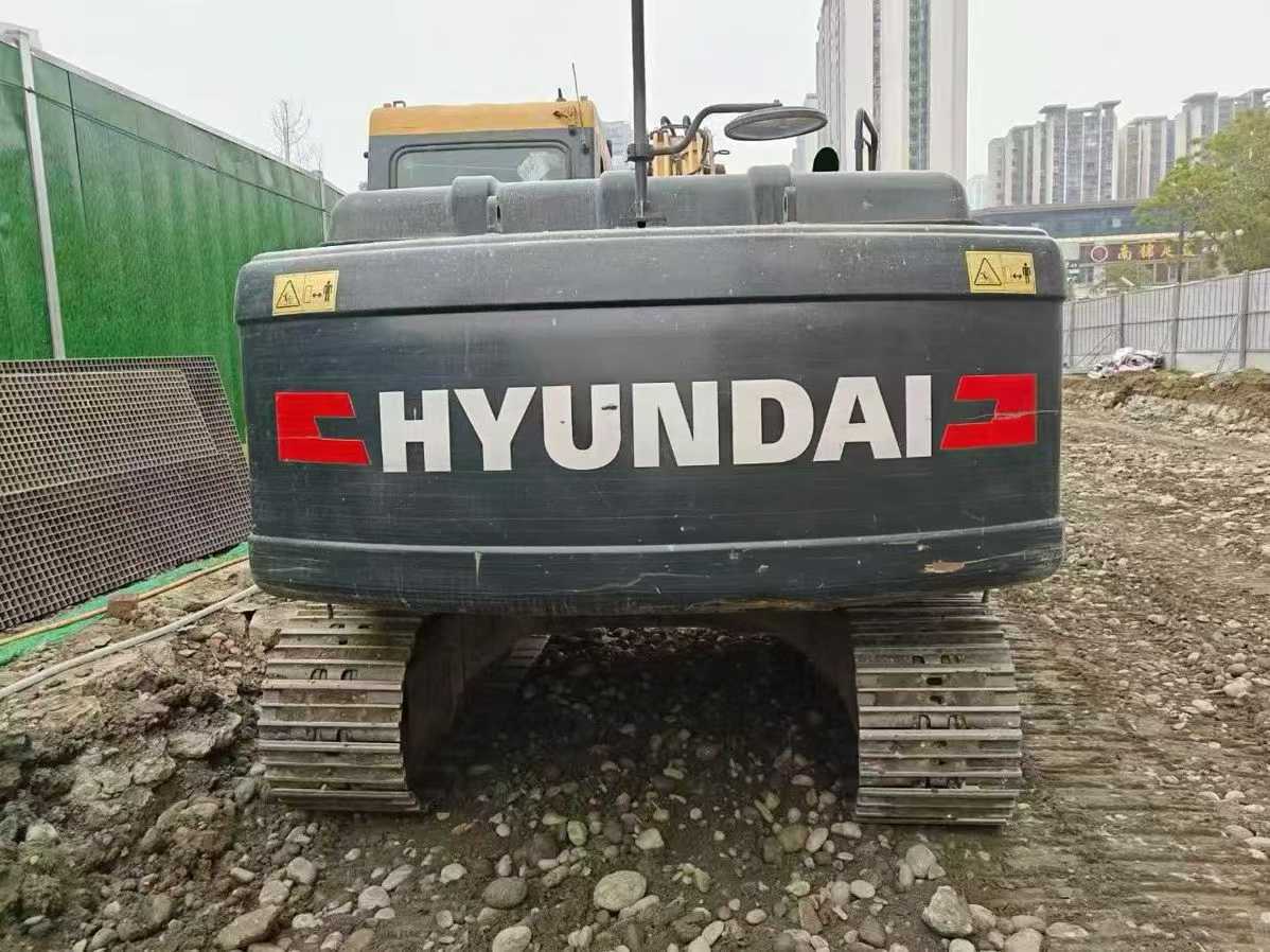 Used Hyundai 130LVS Excavator 2020 Model / 3