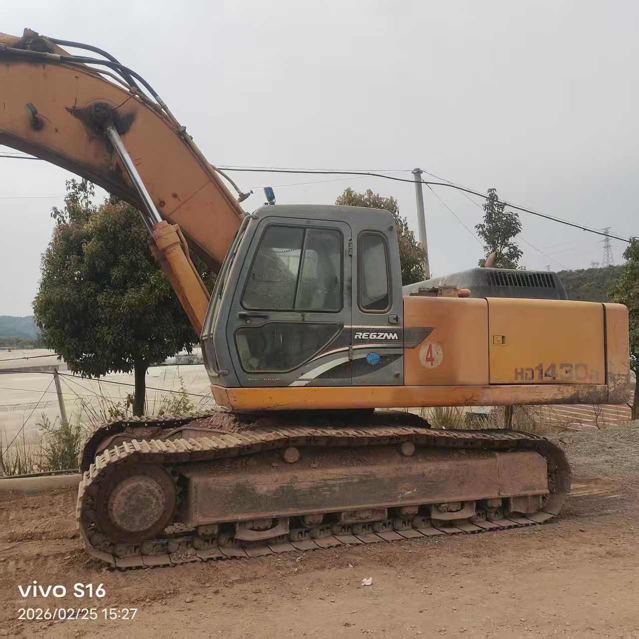 Used Kato HD1430R Excavator 2016 Model / 2