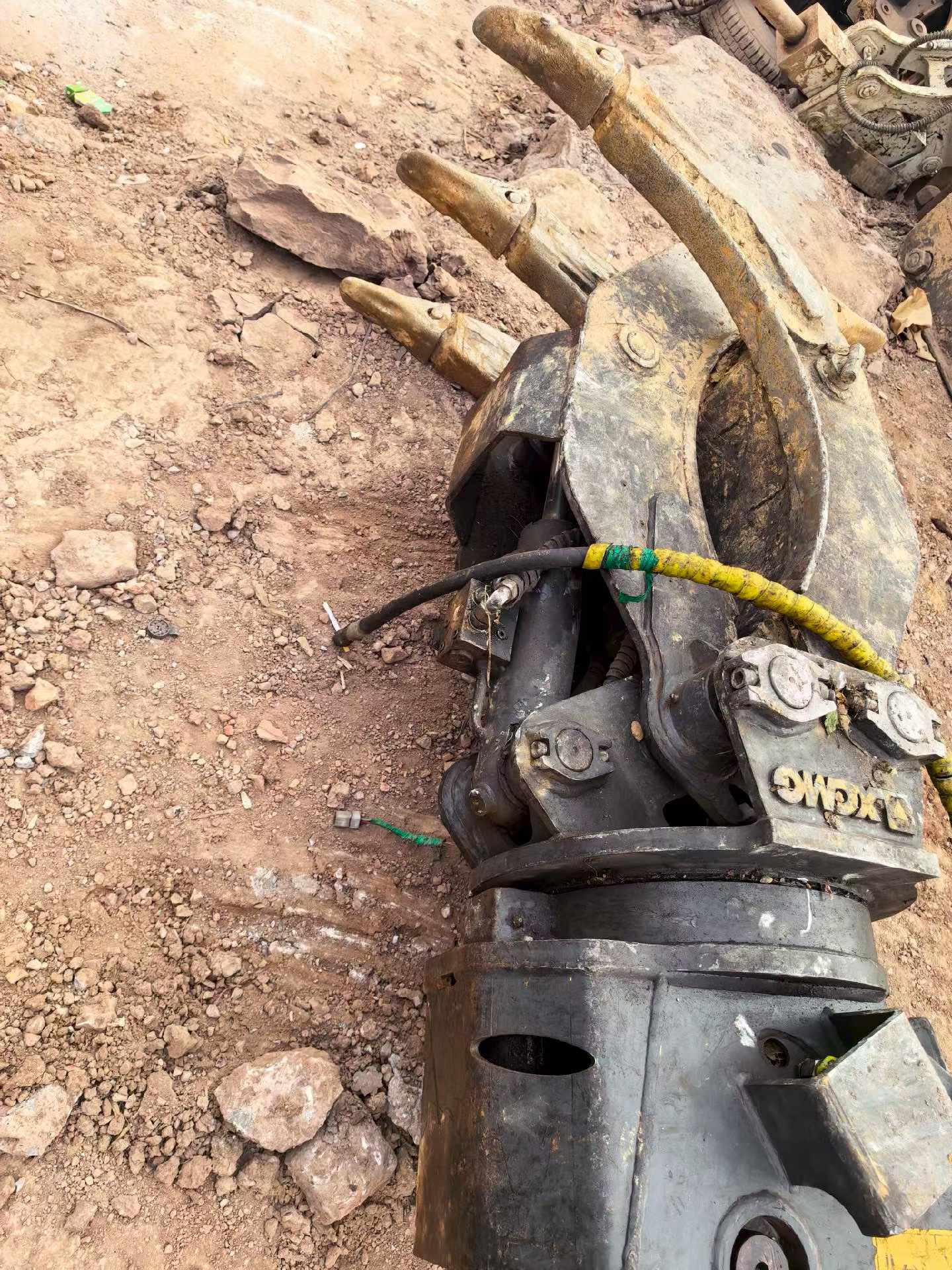 Used XCMG XE80 Excavator 2016 Model / 6