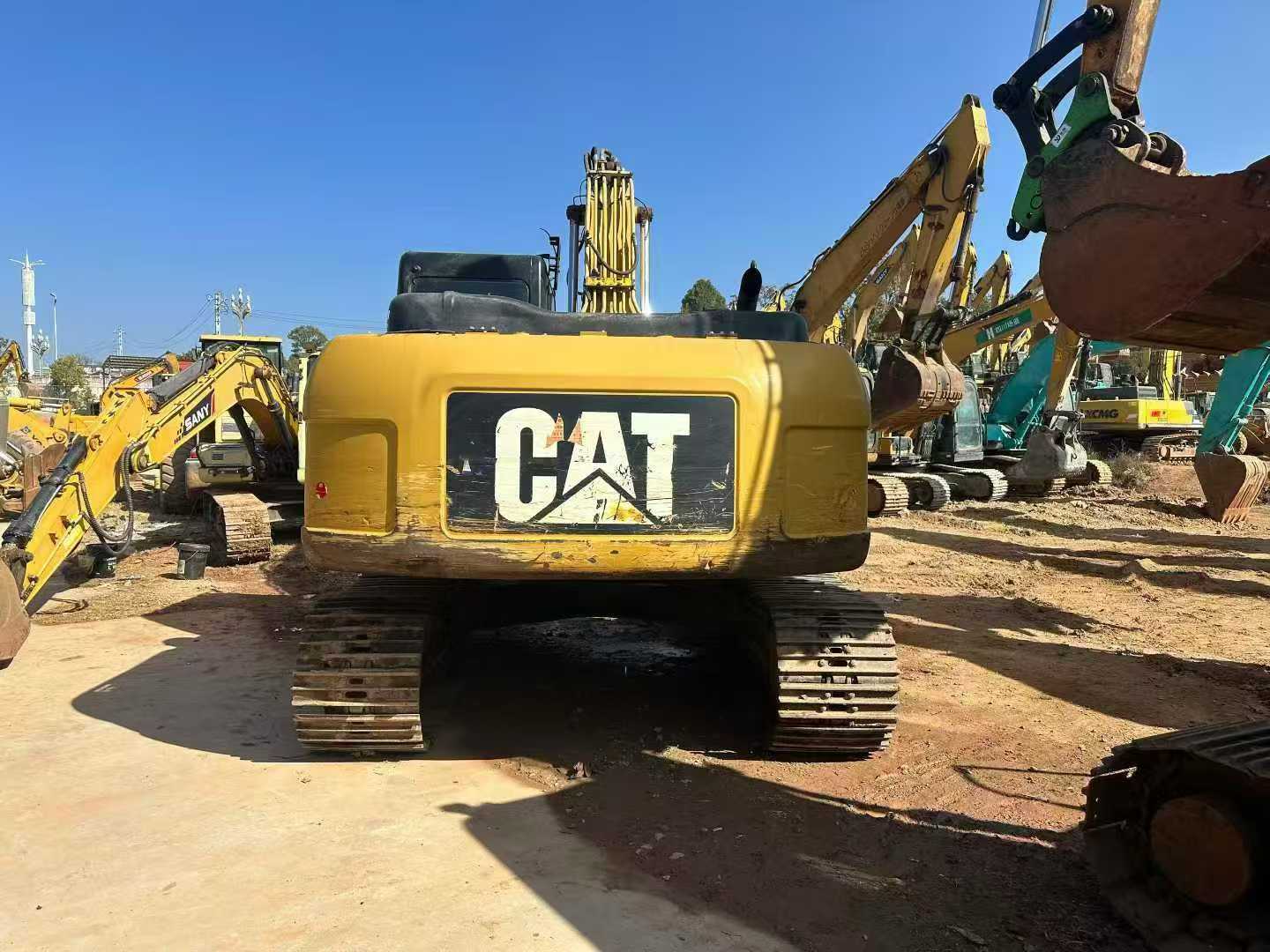 Buy Caterpillar 323 Used Excavator