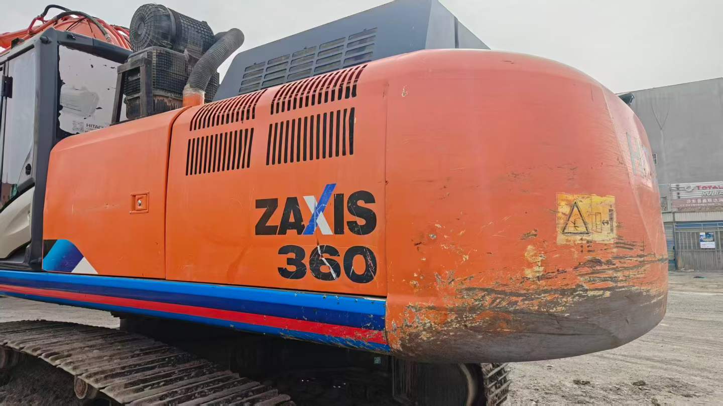 Used Hitachi ZW330 Excavator 2018 Model / 4