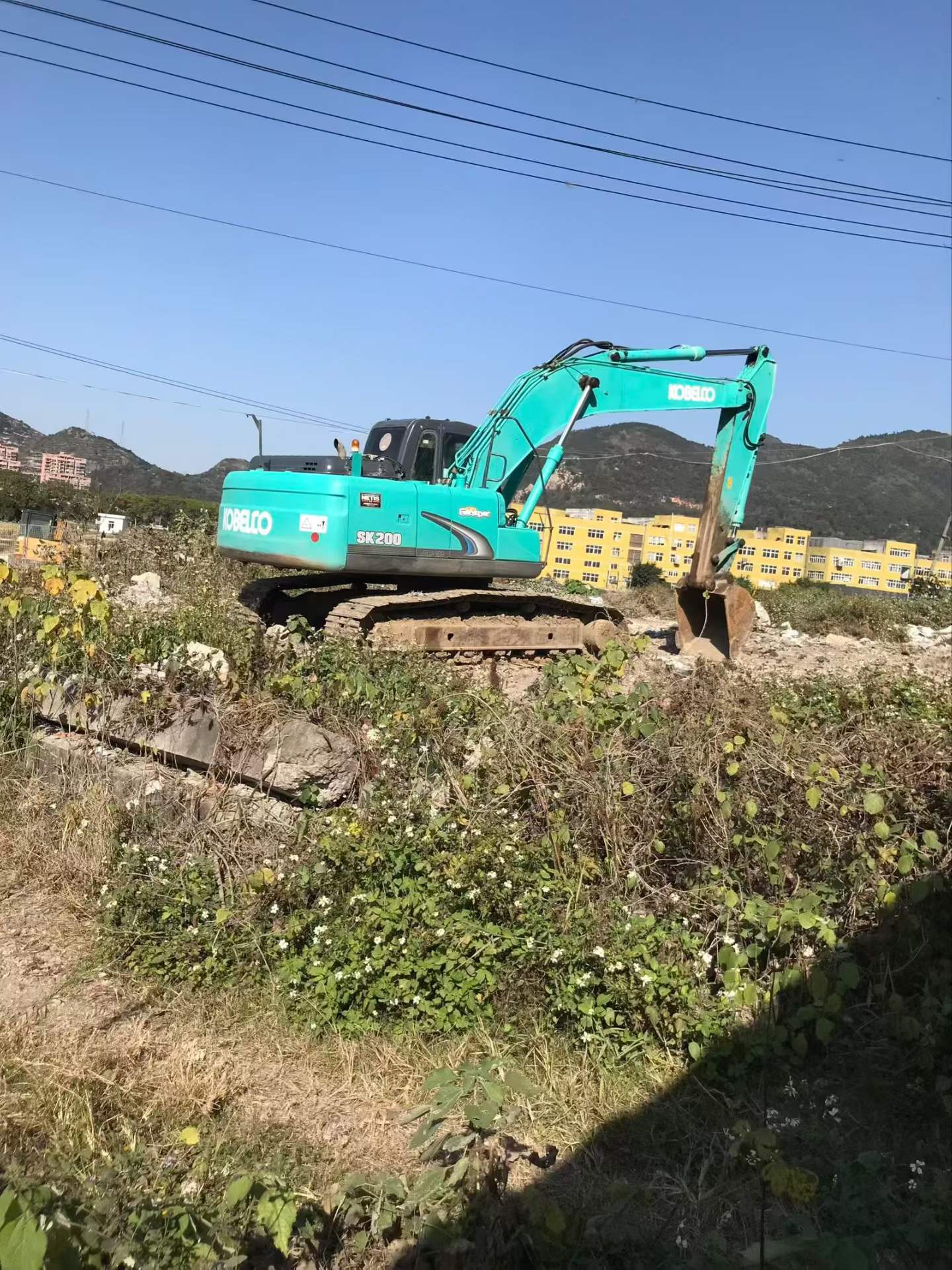 Used Kobelco SK200 Excavator 2016 Model / 3