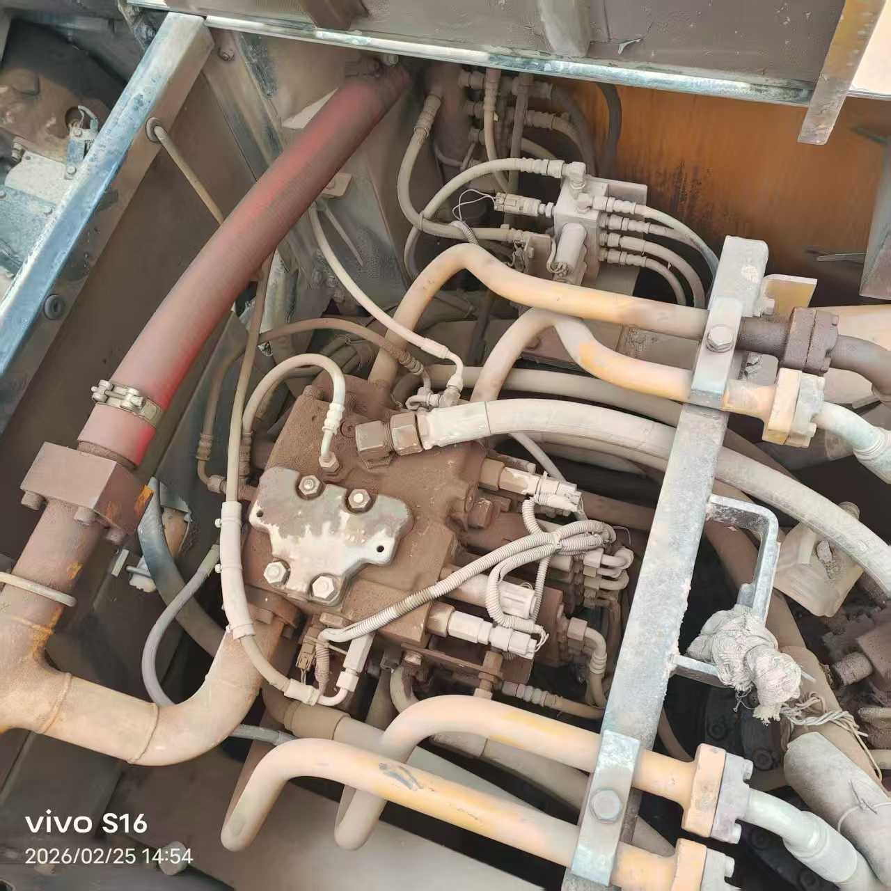 Used Kato HD1430R Excavator 2016 Model / 7