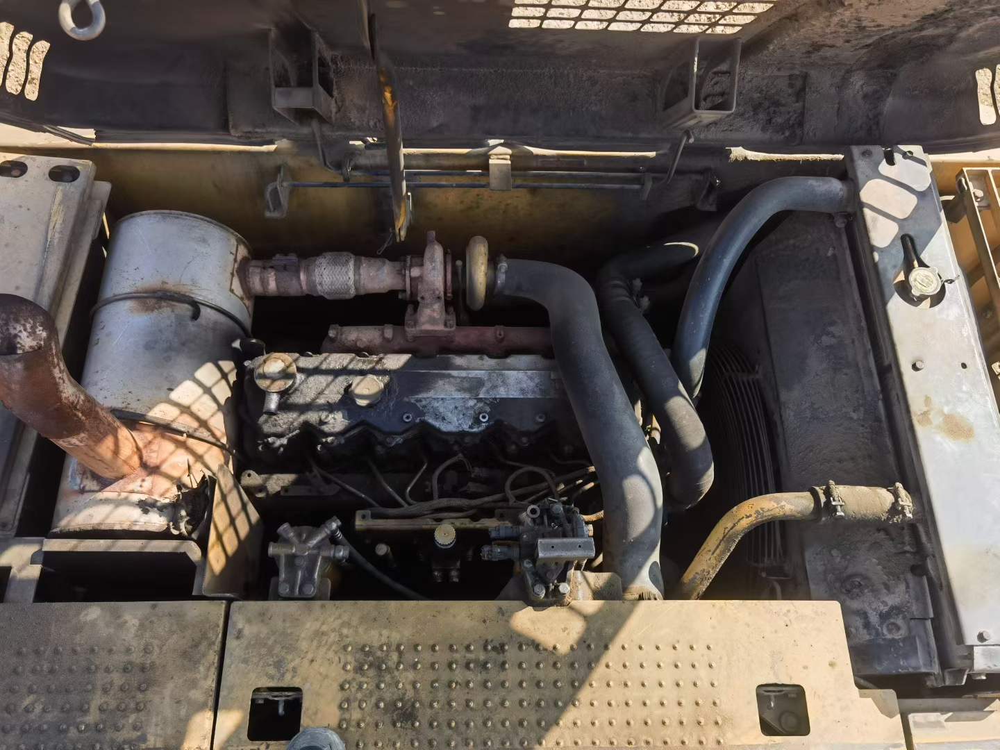 Used Caterpillar 320D Excavator 2009 Model / 9