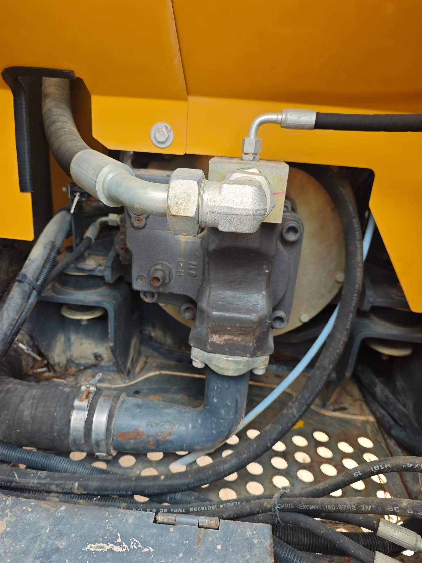 Used XCMG XE75DA Excavator 2019 Model / 8