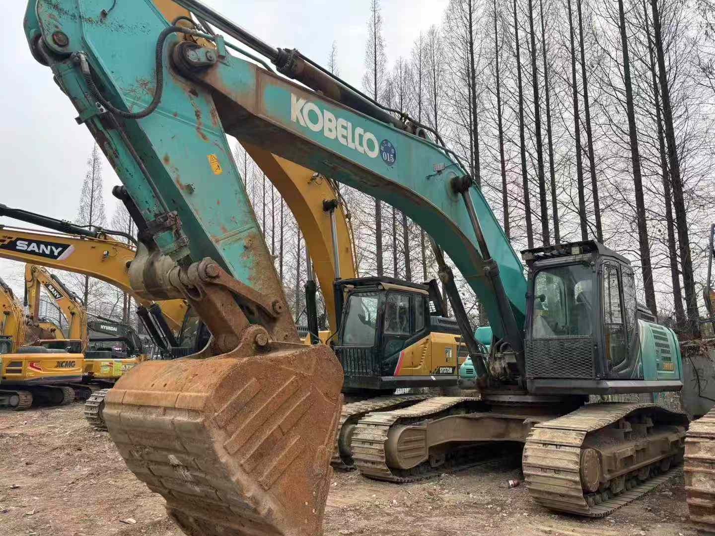 Buy Kobelco SK380D Used Excavator