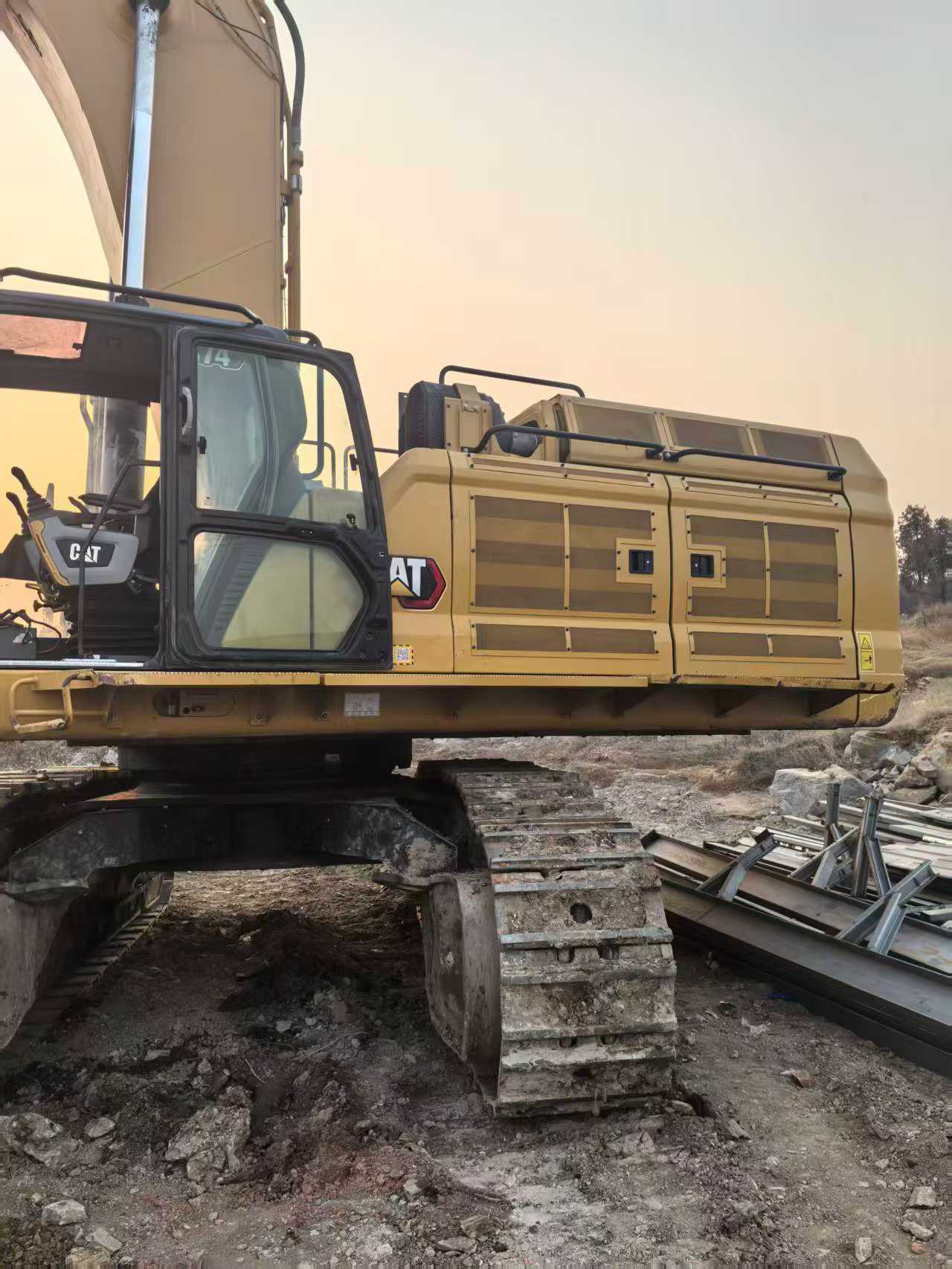 Buy Caterpillar 374F Used Excavator