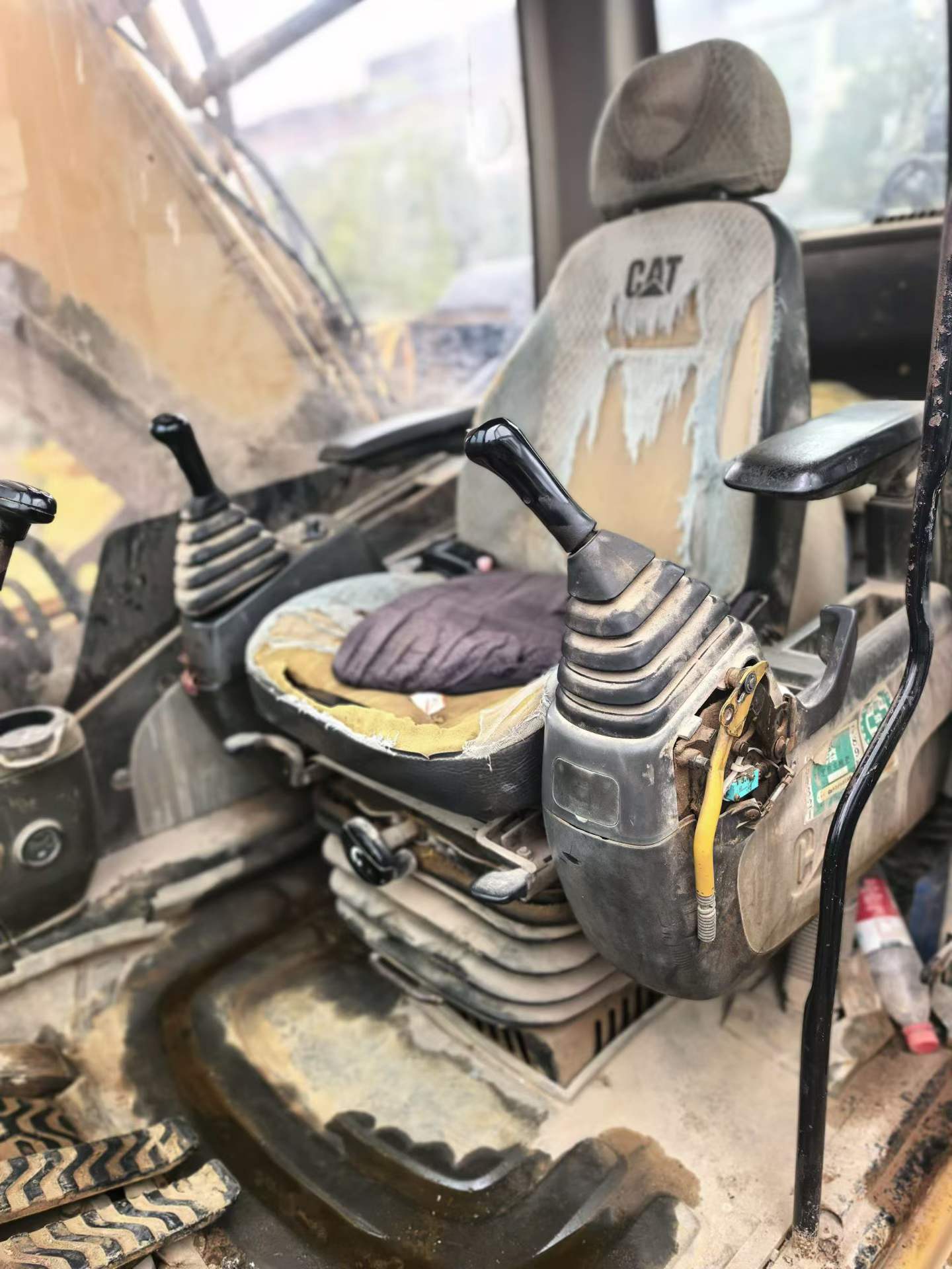 Buy Caterpillar 320D Used Excavator / 5 Used Caterpillar 320D Excavator 2016 Model / 5