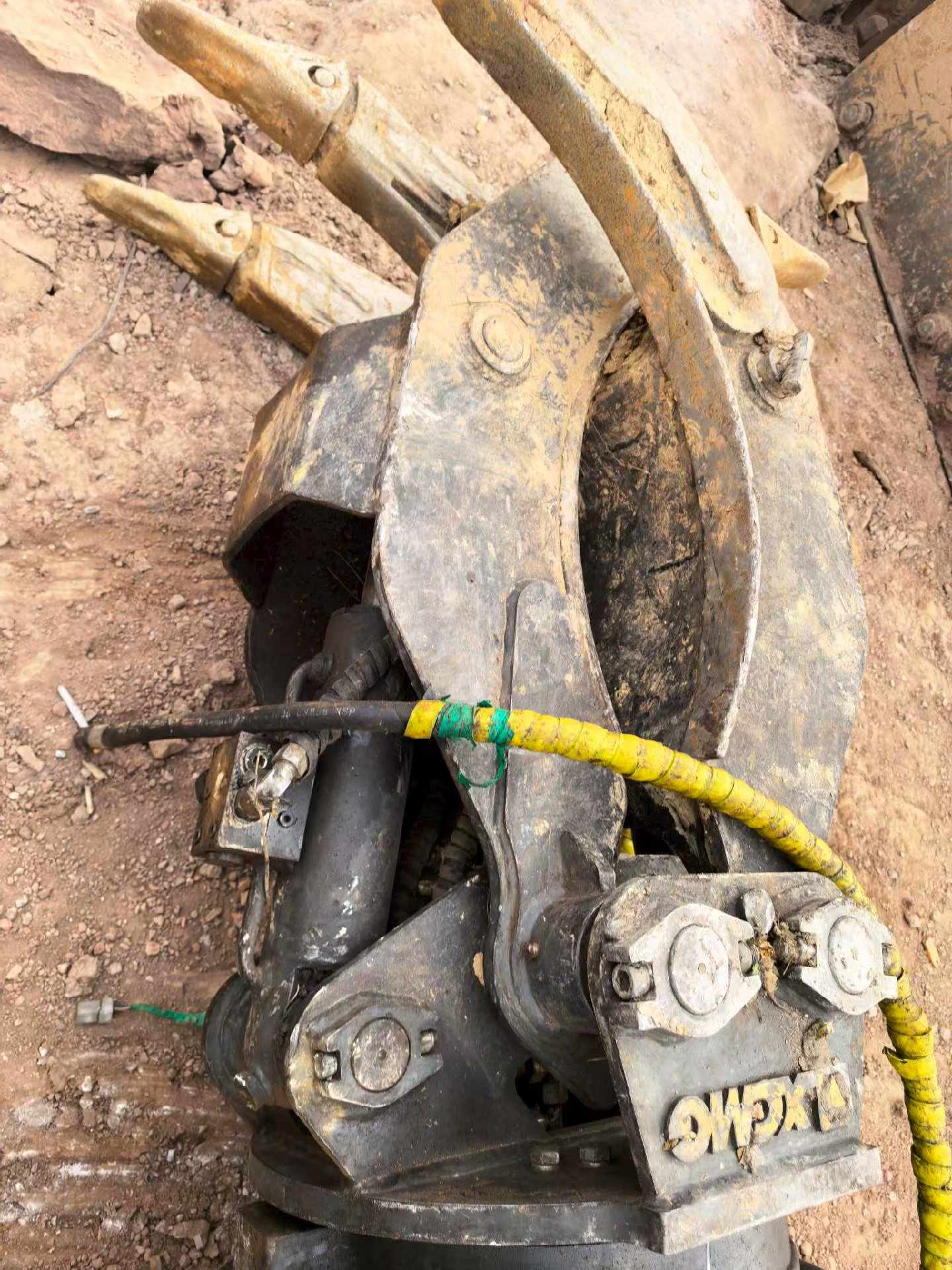 Used XCMG XE80 Excavator 2016 Model / 8