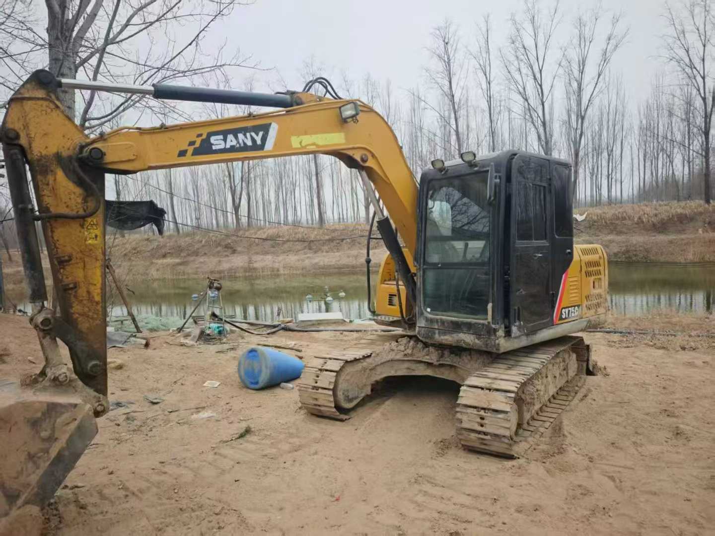 Used Sany SY75 Excavator 2020 Model / 3