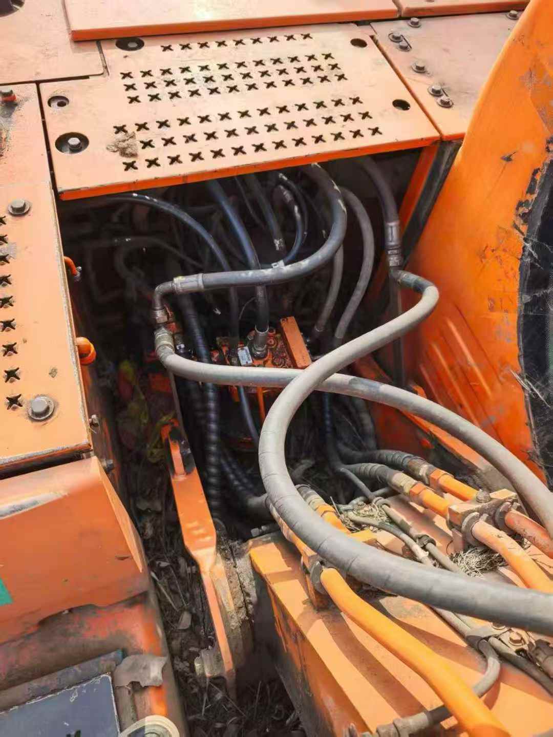 Used Doosan DX120 Excavator 2014 Model / 4