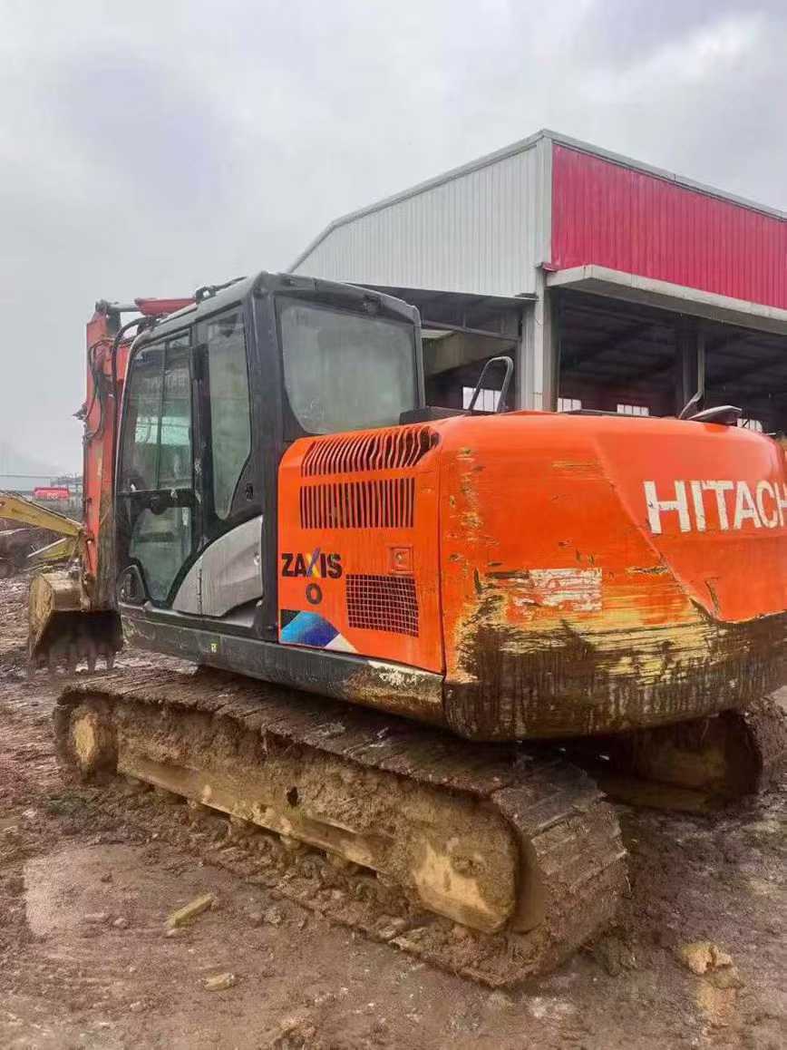 Used Hitachi ZX15 Excavator 2018 Model / 2