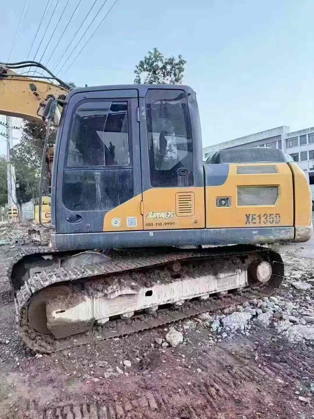 Used XCMG XE135D Excavator 2022 Model / 3