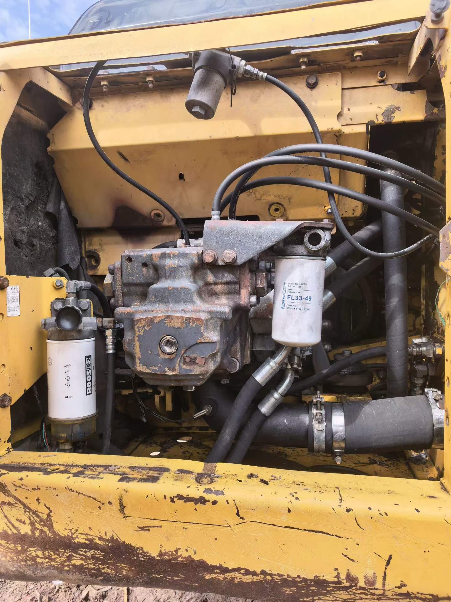 Used Komatsu PC200-8 Excavator 2016 Model / 6