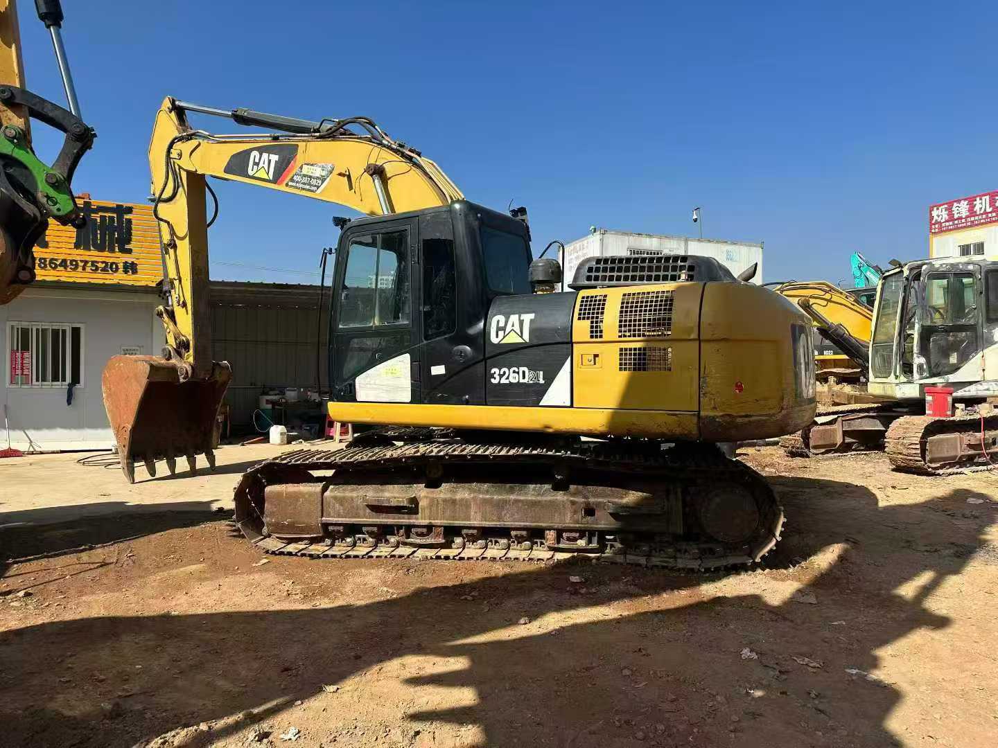 Used Caterpillar 323 Excavator 2017 Model / 2