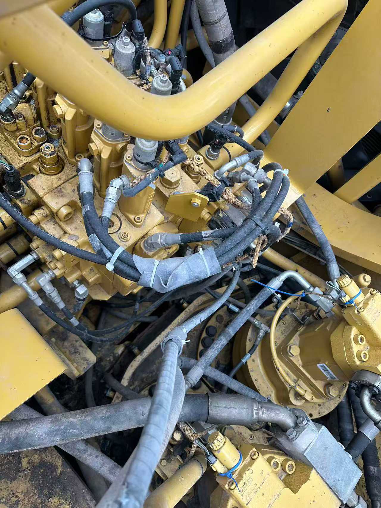 Used Caterpillar 374F Excavator 2023 Model / 6