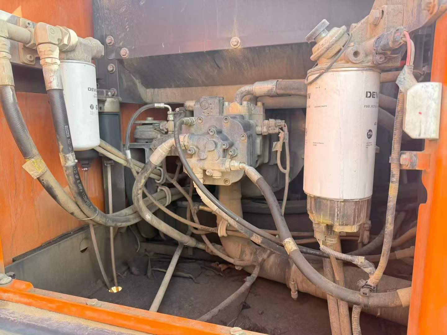 Buy Doosan DH200-3 Used Excavator Buy Doosan DH200-3 Used Excavator