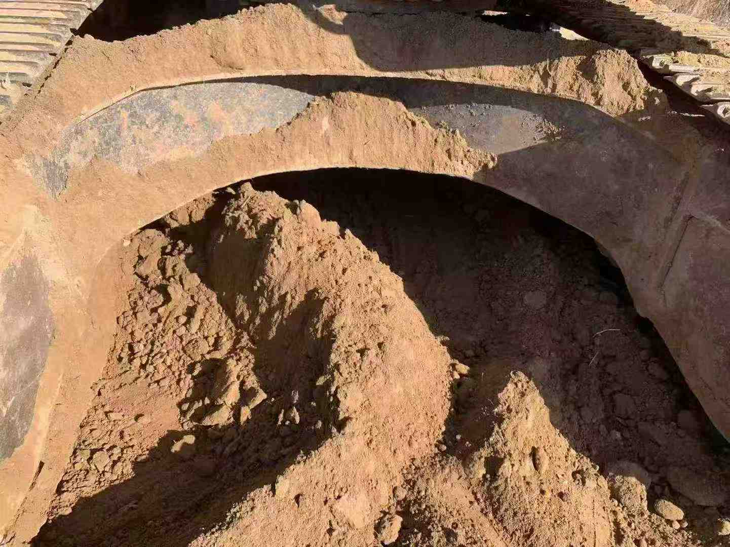 Used Komatsu PC200 Excavator 2016 Model / 9