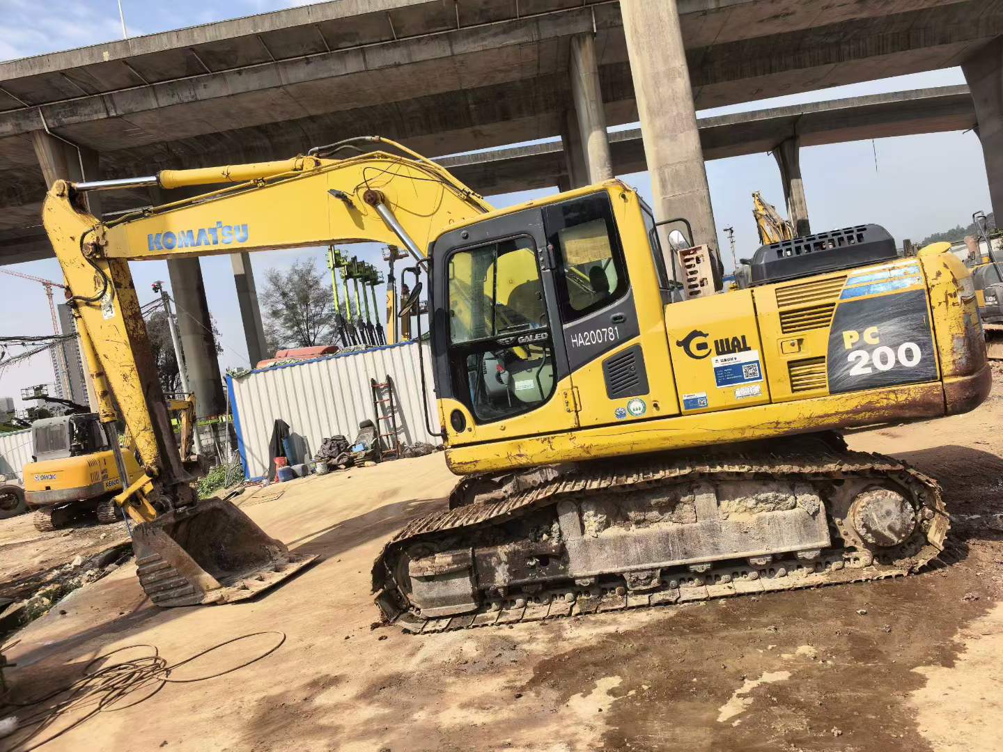 Buy Komatsu PC200-8 Used Excavator Buy Komatsu PC200-8 Used Excavator