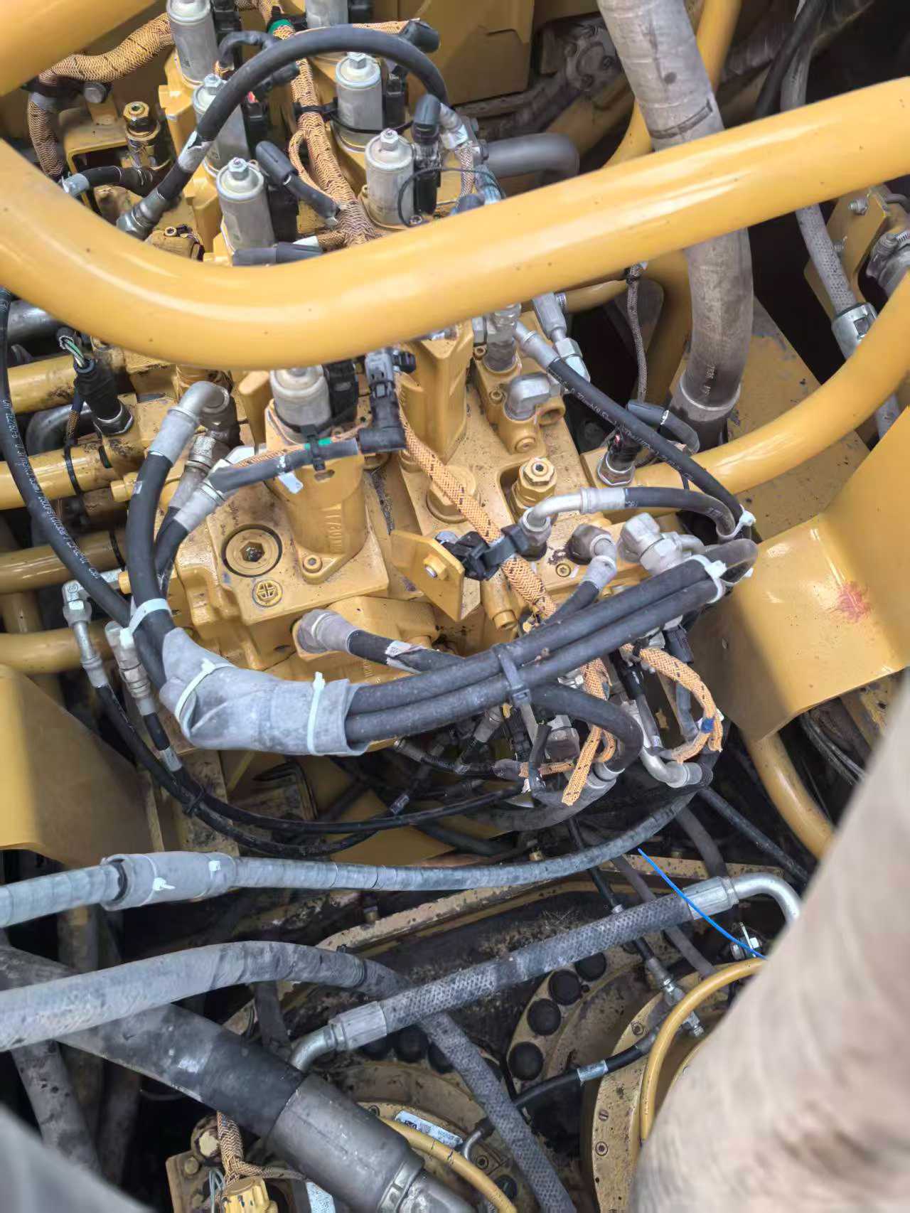 Used Caterpillar 374F Excavator 2023 Model / 7